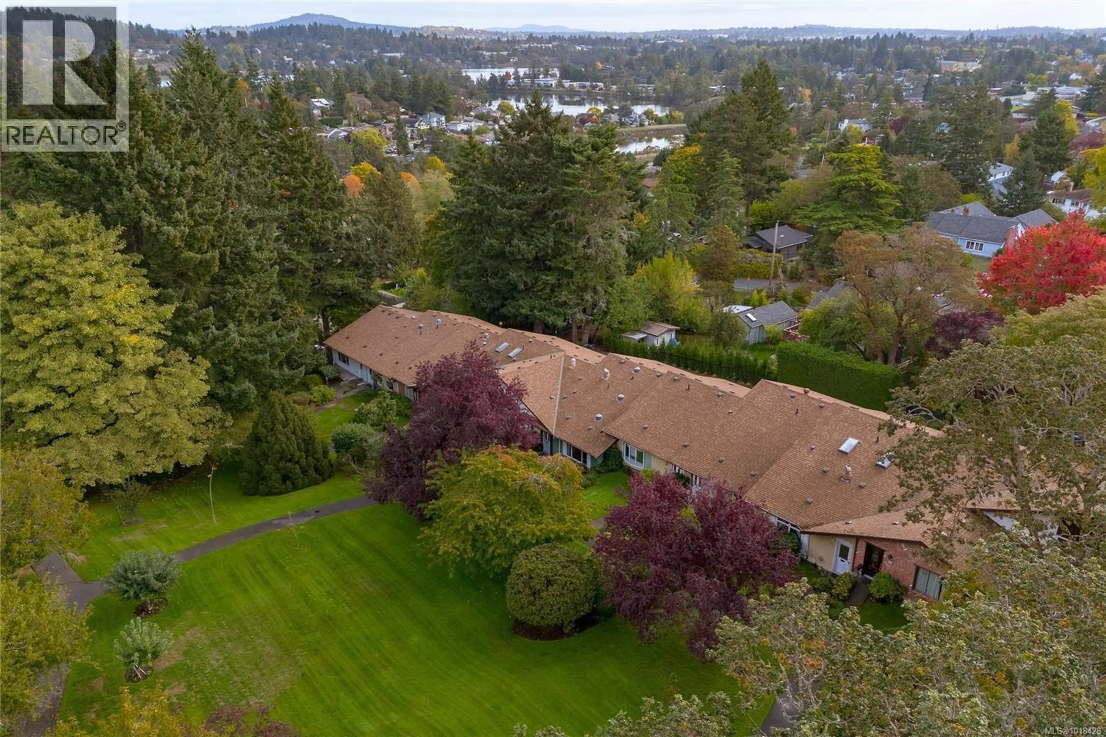 A pic from outside/outdoor area/front of a property/back of a property/a pic from drone, water/lake/river/ocean view for 19 - 278 ISLAND HIGHWAY, View Royal British Columbia V9B1G5