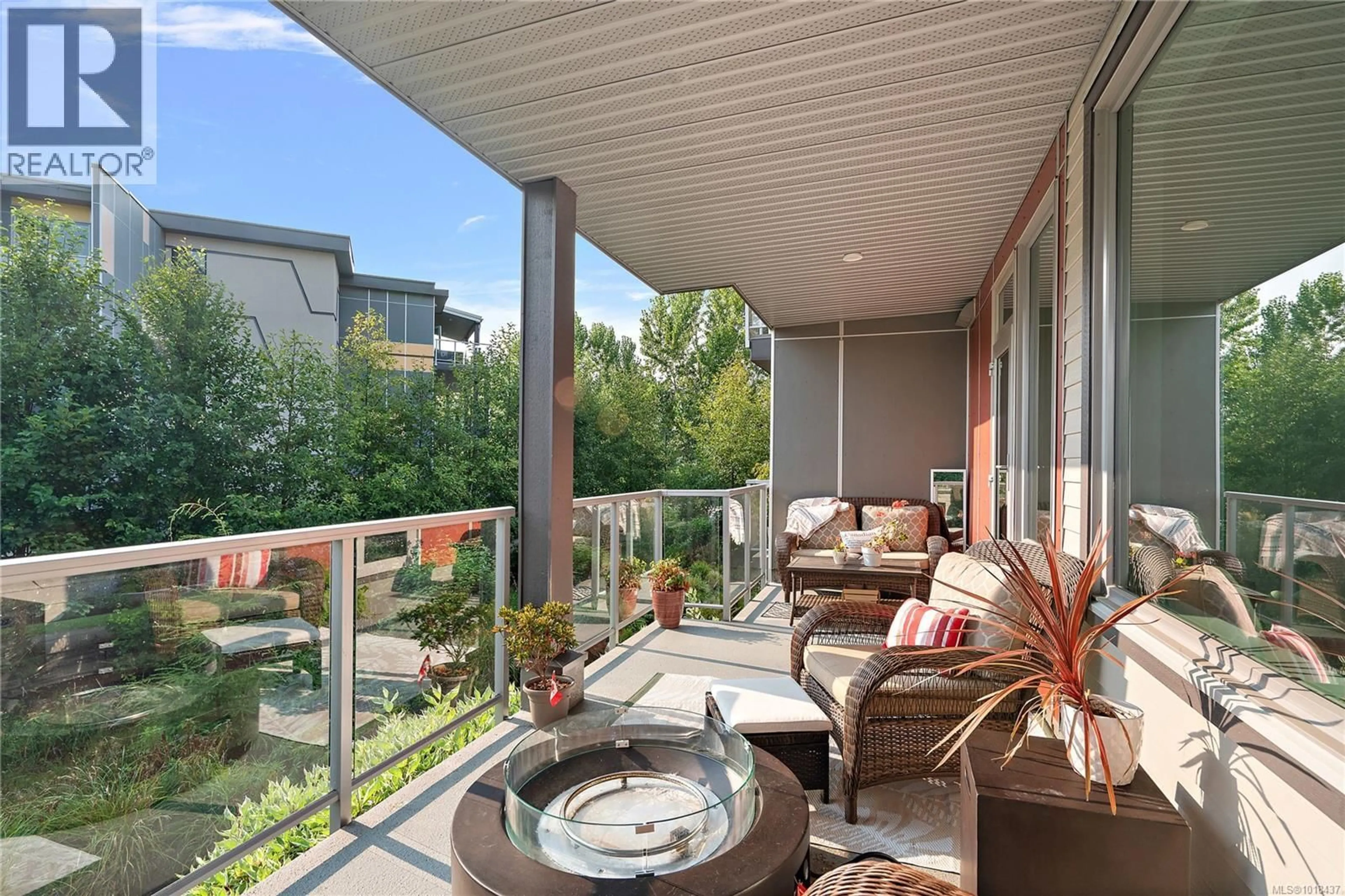 Patio, unknown for 202 - 10670 MCDONALD PARK ROAD, North Saanich British Columbia V8L5S7