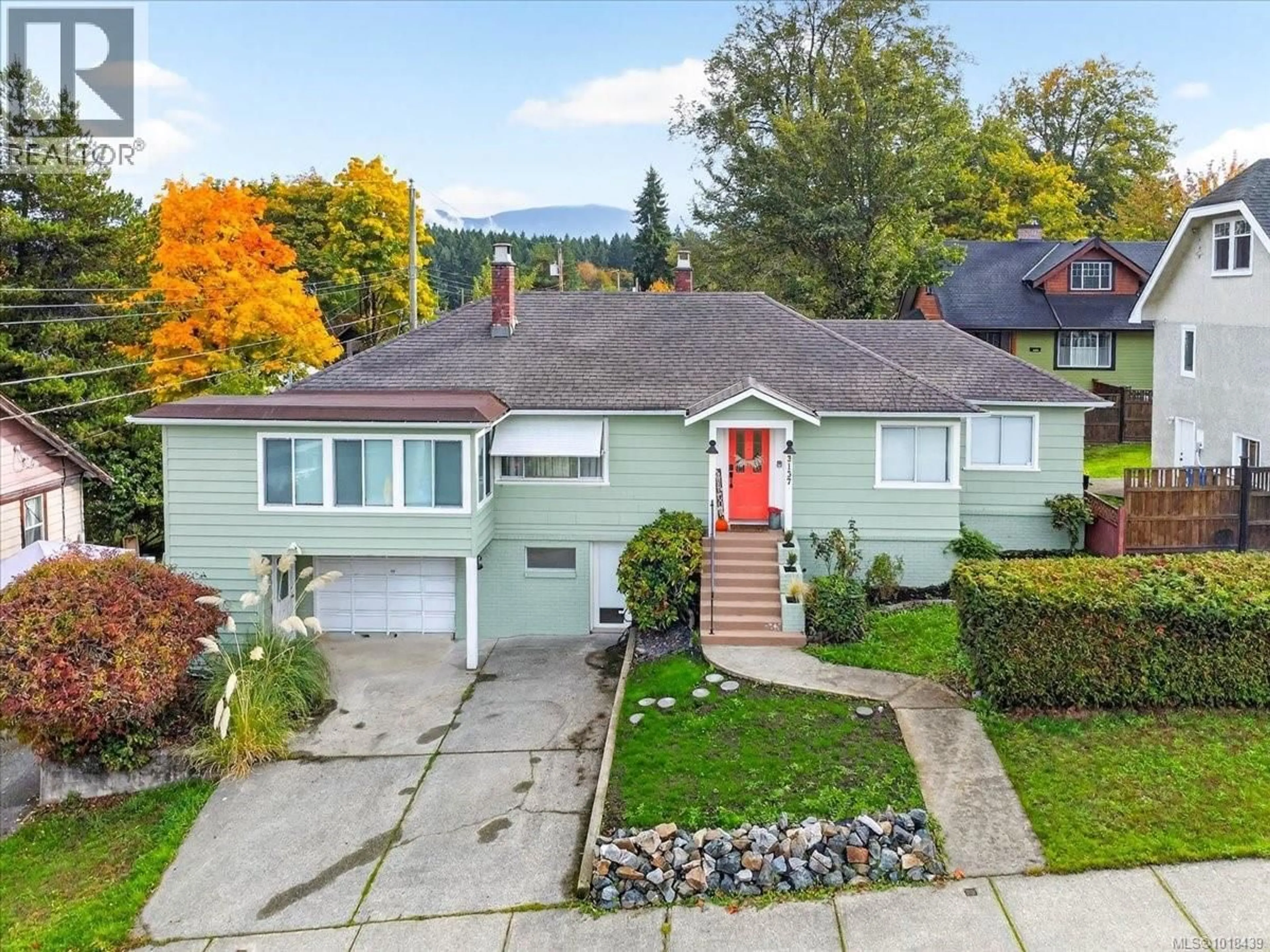 A pic from outside/outdoor area/front of a property/back of a property/a pic from drone, street for 3137 8TH AVENUE, Port Alberni British Columbia V9Y4R1