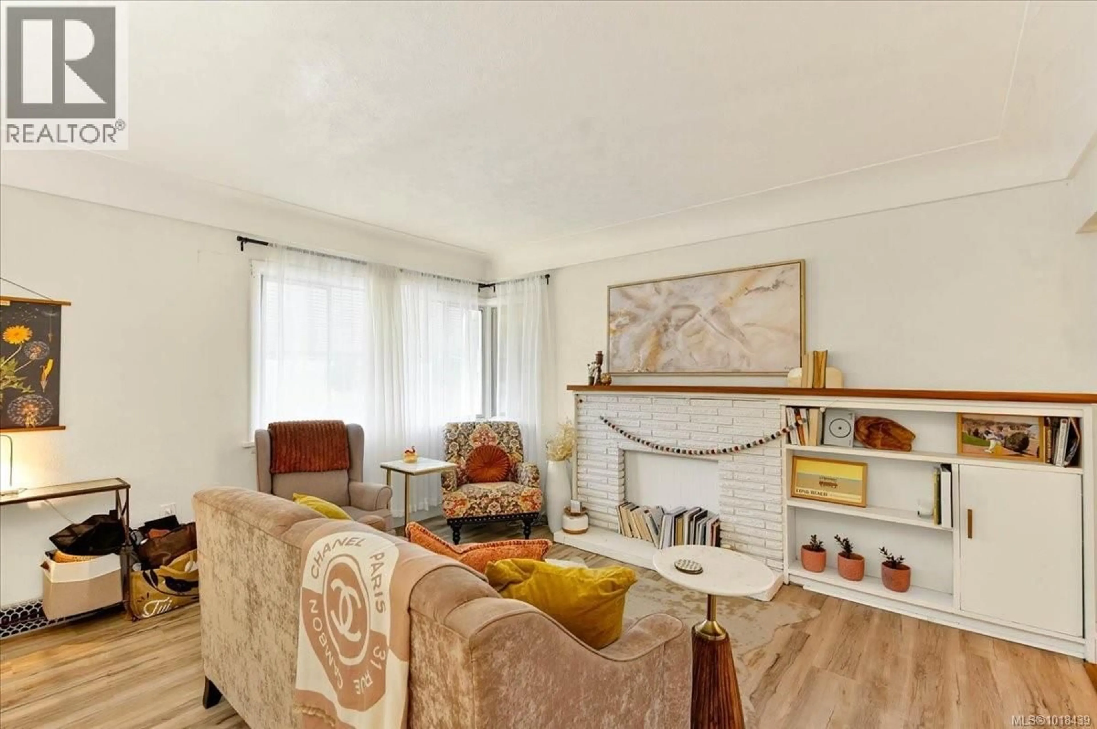 Living room with furniture, unknown for 3137 8TH AVENUE, Port Alberni British Columbia V9Y4R1