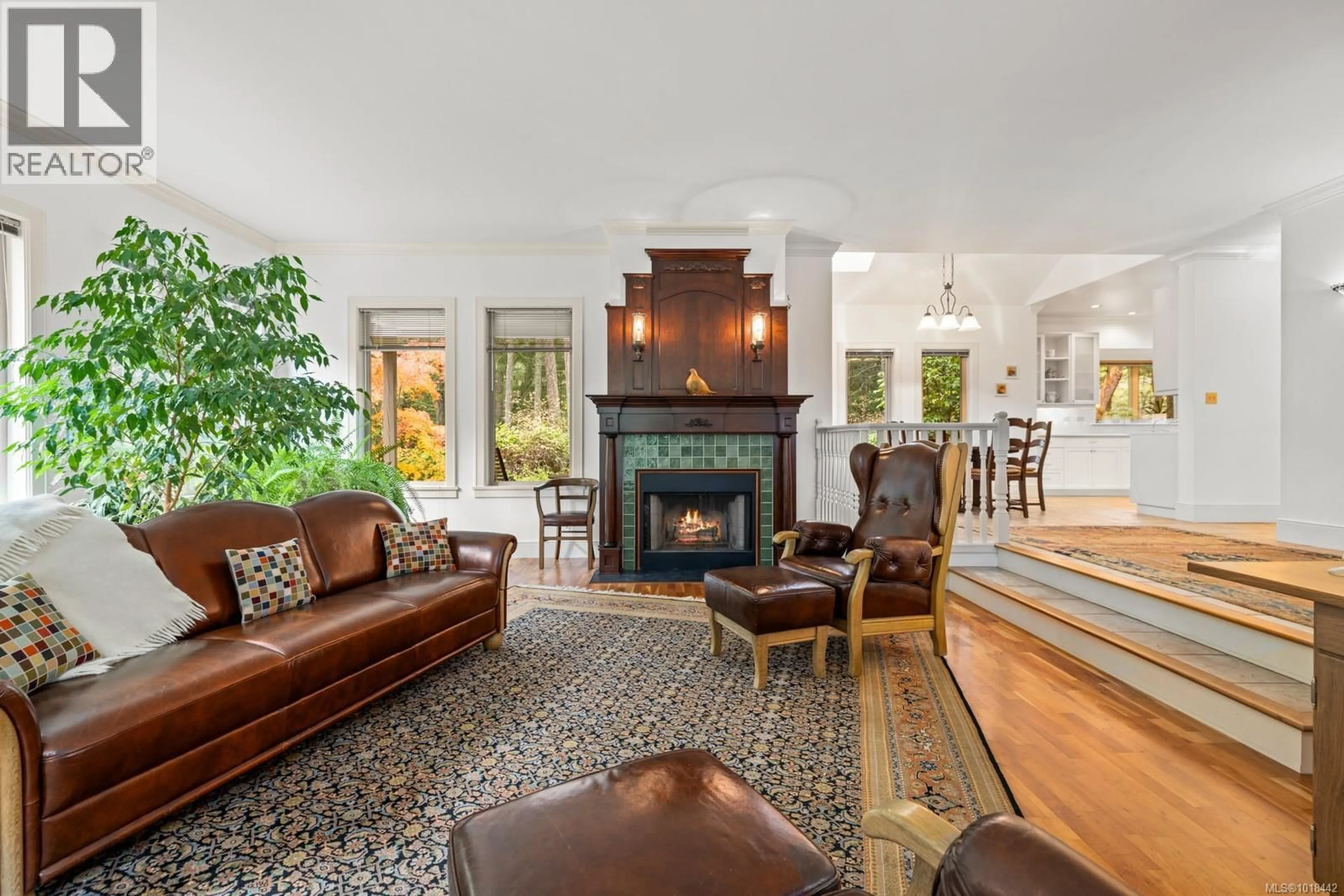 Living room with furniture, unknown for 729 CALEB PIKE ROAD, Highlands British Columbia V9B6G5