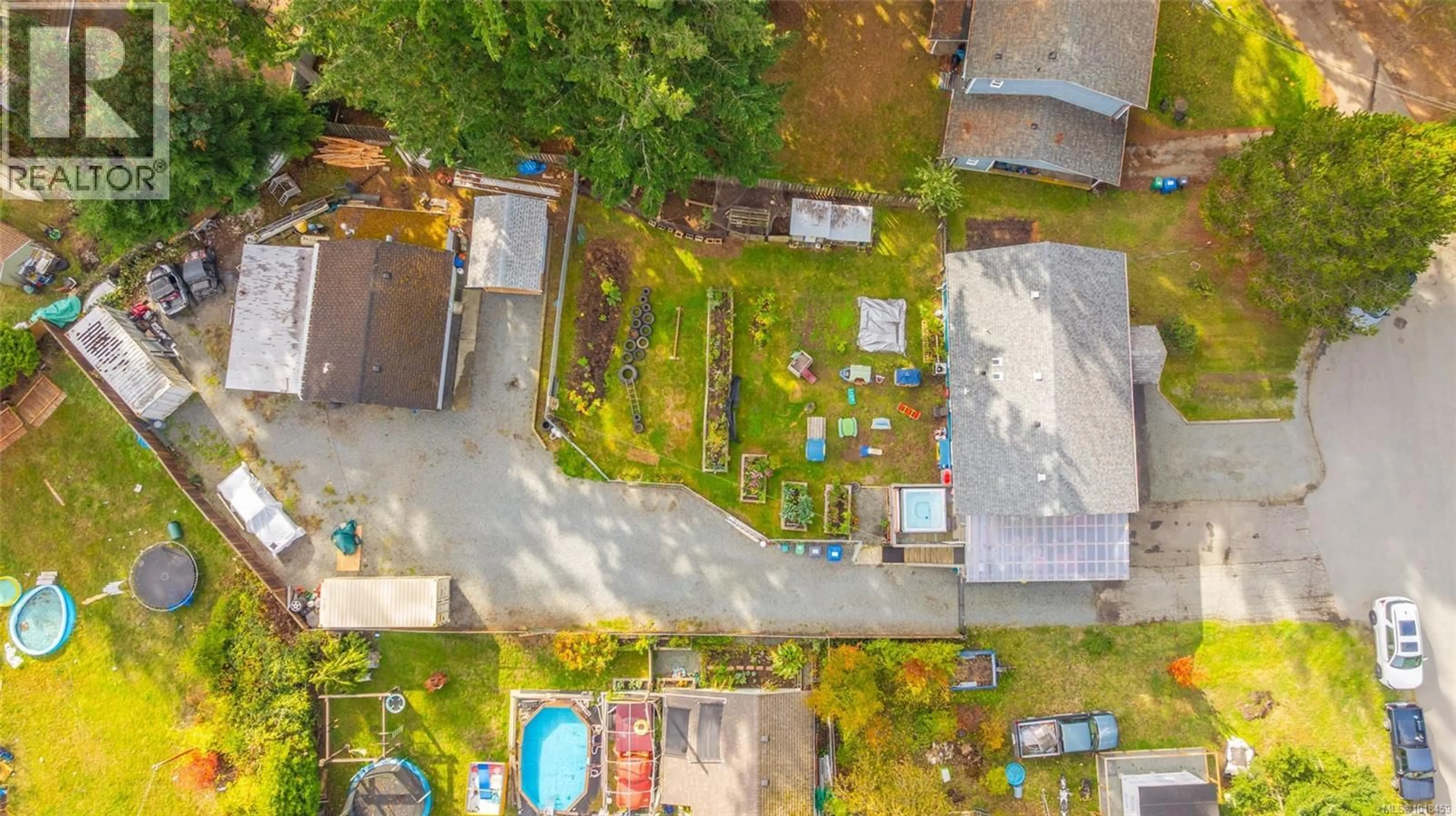 A pic from outside/outdoor area/front of a property/back of a property/a pic from drone, street for 5523 FERNANDEZ PLACE, Nanaimo British Columbia V9T2N1
