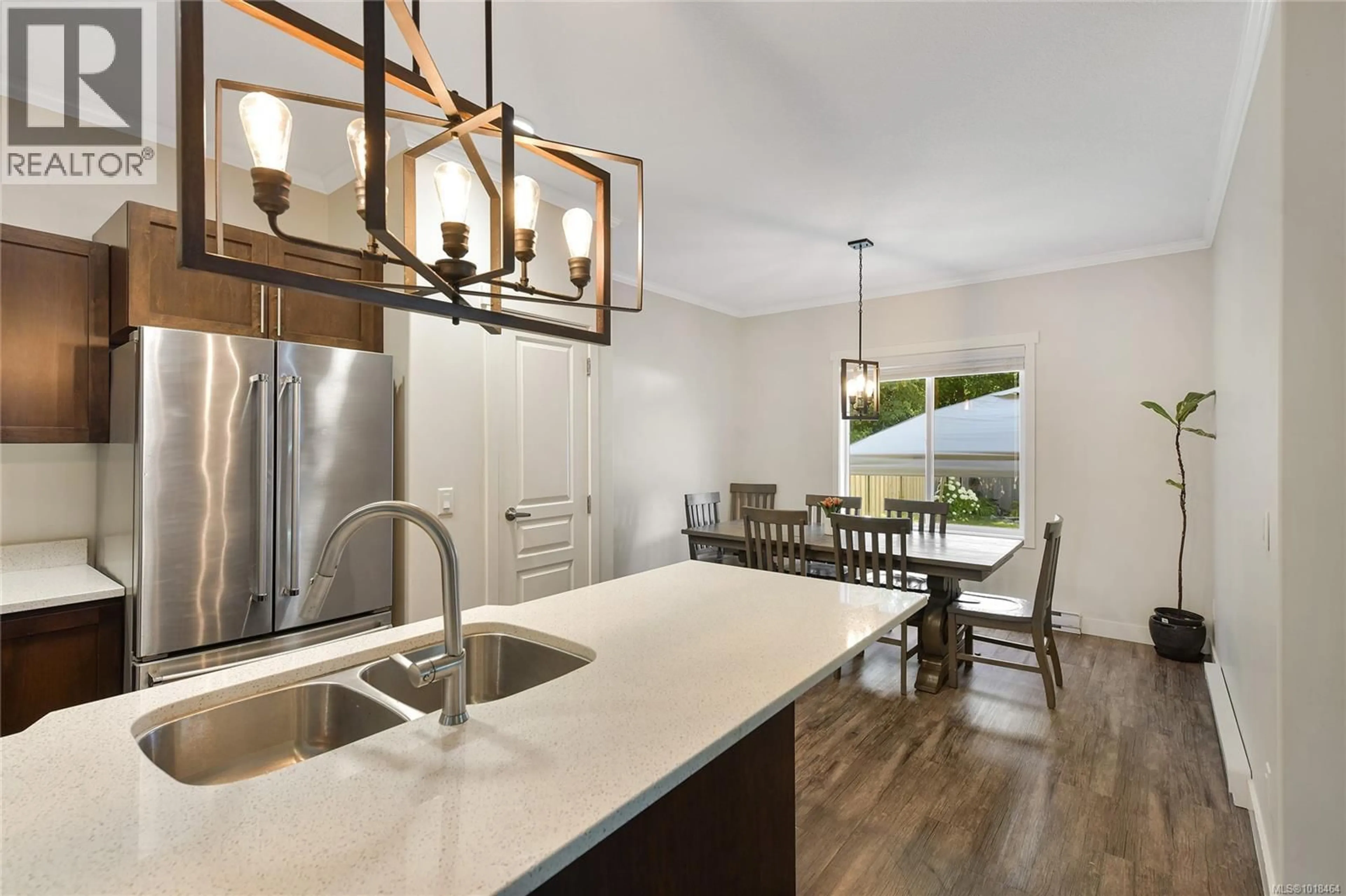 Open concept kitchen, ceramic/tile floor for 17 SAANICH RIDGE DRIVE, Central Saanich British Columbia V8M0B8