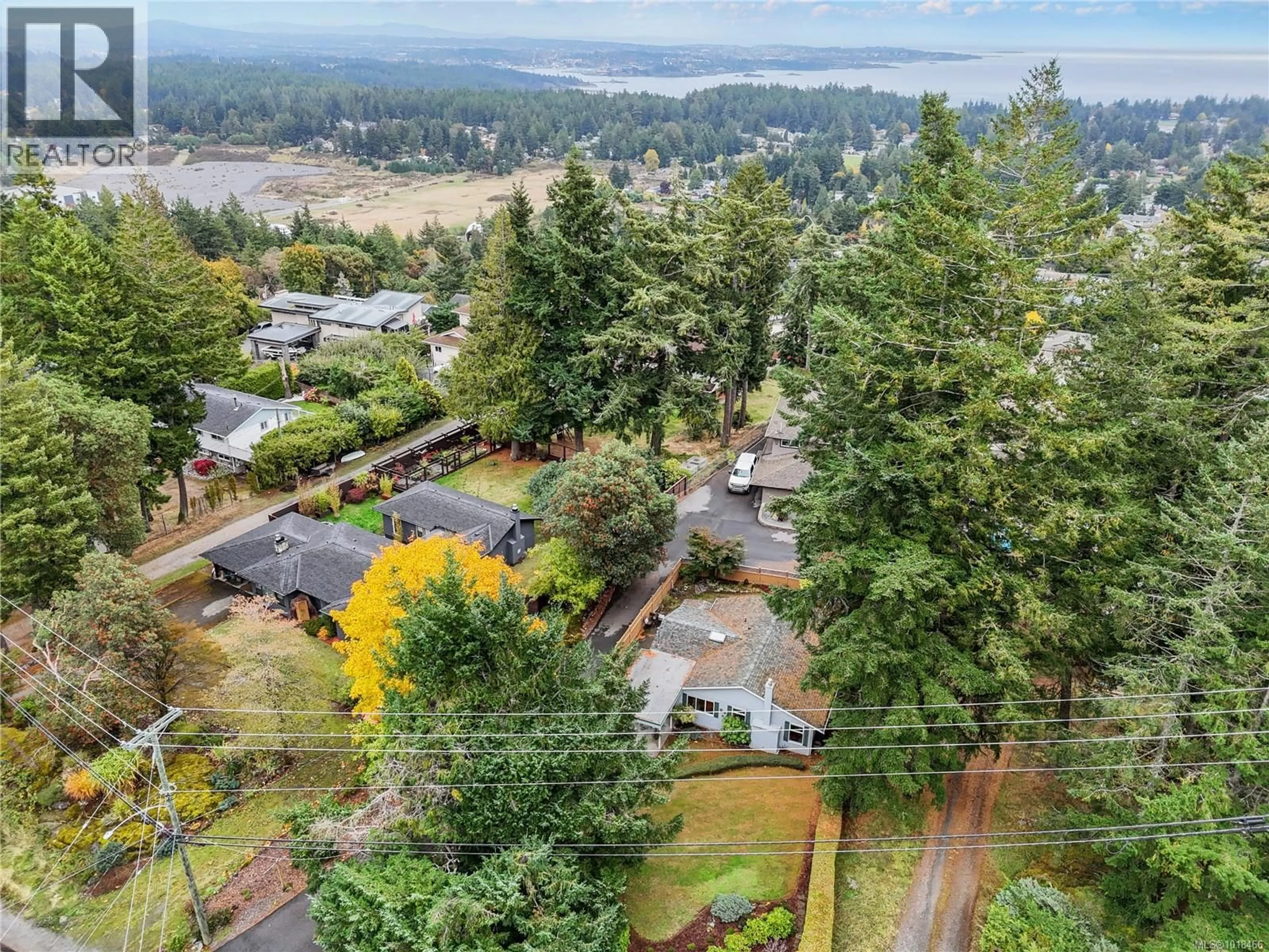 A pic from outside/outdoor area/front of a property/back of a property/a pic from drone, unknown for 3354 FULTON ROAD, Colwood British Columbia V9C2T9