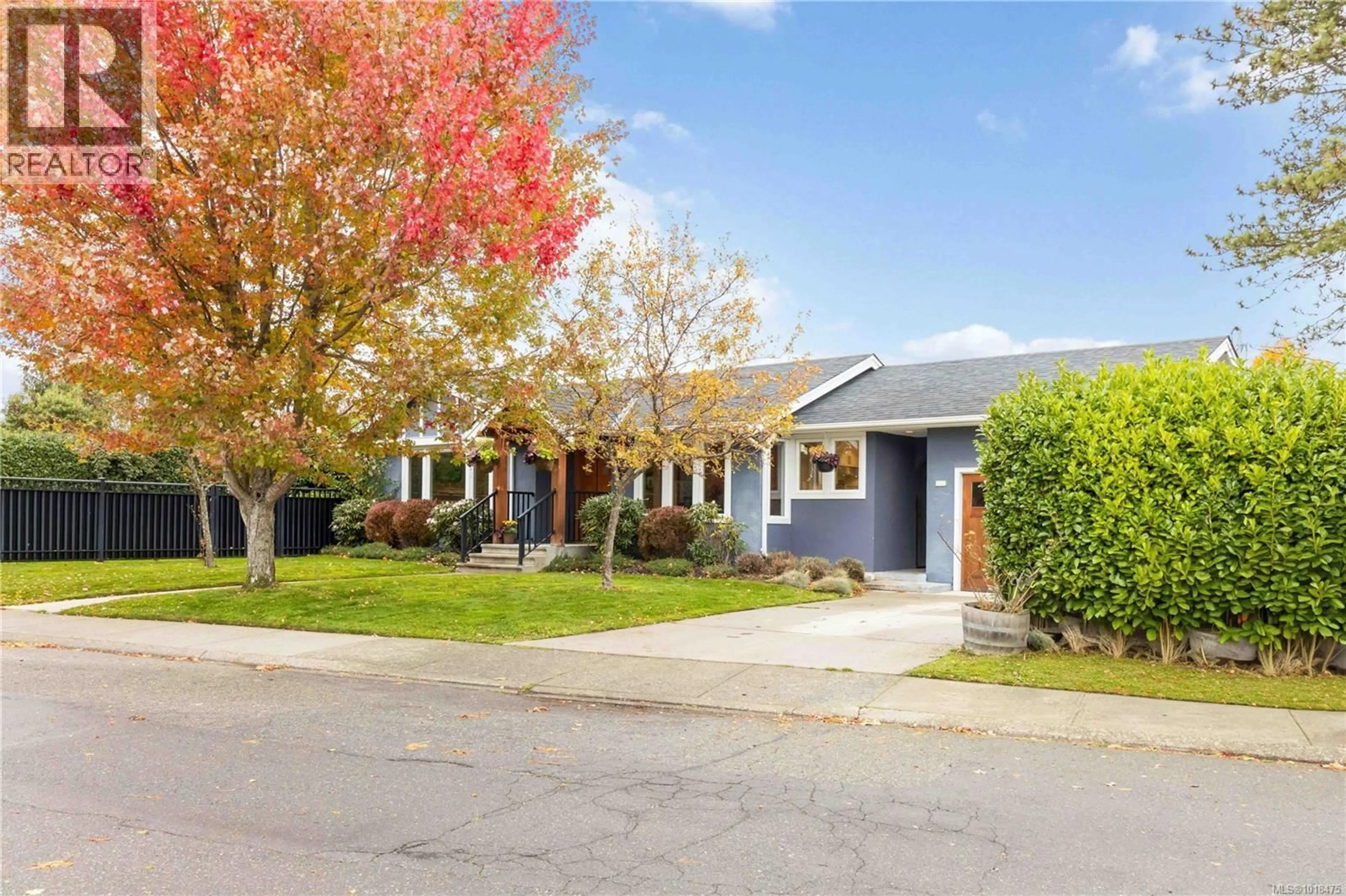 Unknown for 2200 KINROSS AVENUE, Oak Bay British Columbia V8R2N5