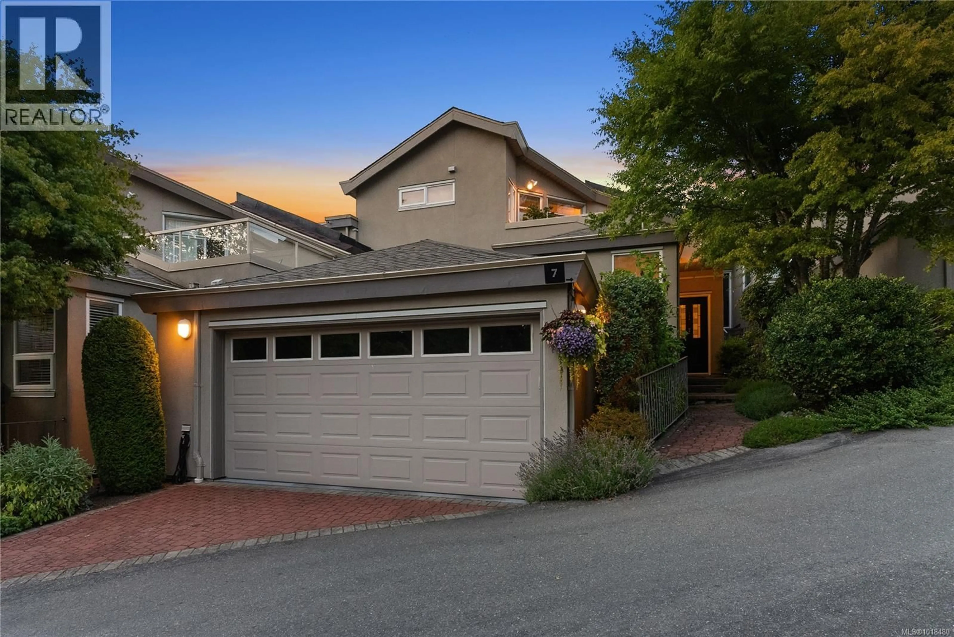 Unknown for 7 - 4771 CORDOVA BAY ROAD, Saanich British Columbia V8Y2J7