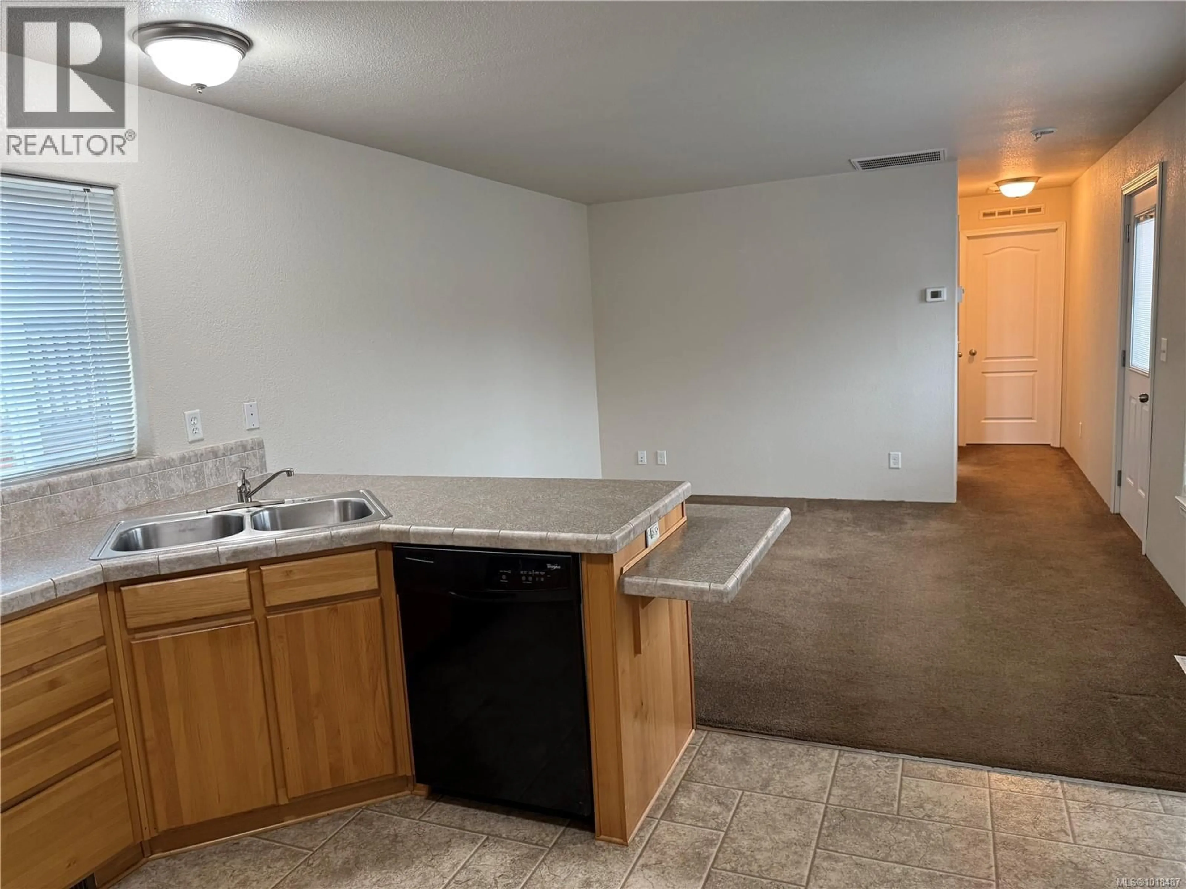 Standard kitchen, unknown for 18 - 525 JIM CRAM DRIVE, Ladysmith British Columbia V9G0A5