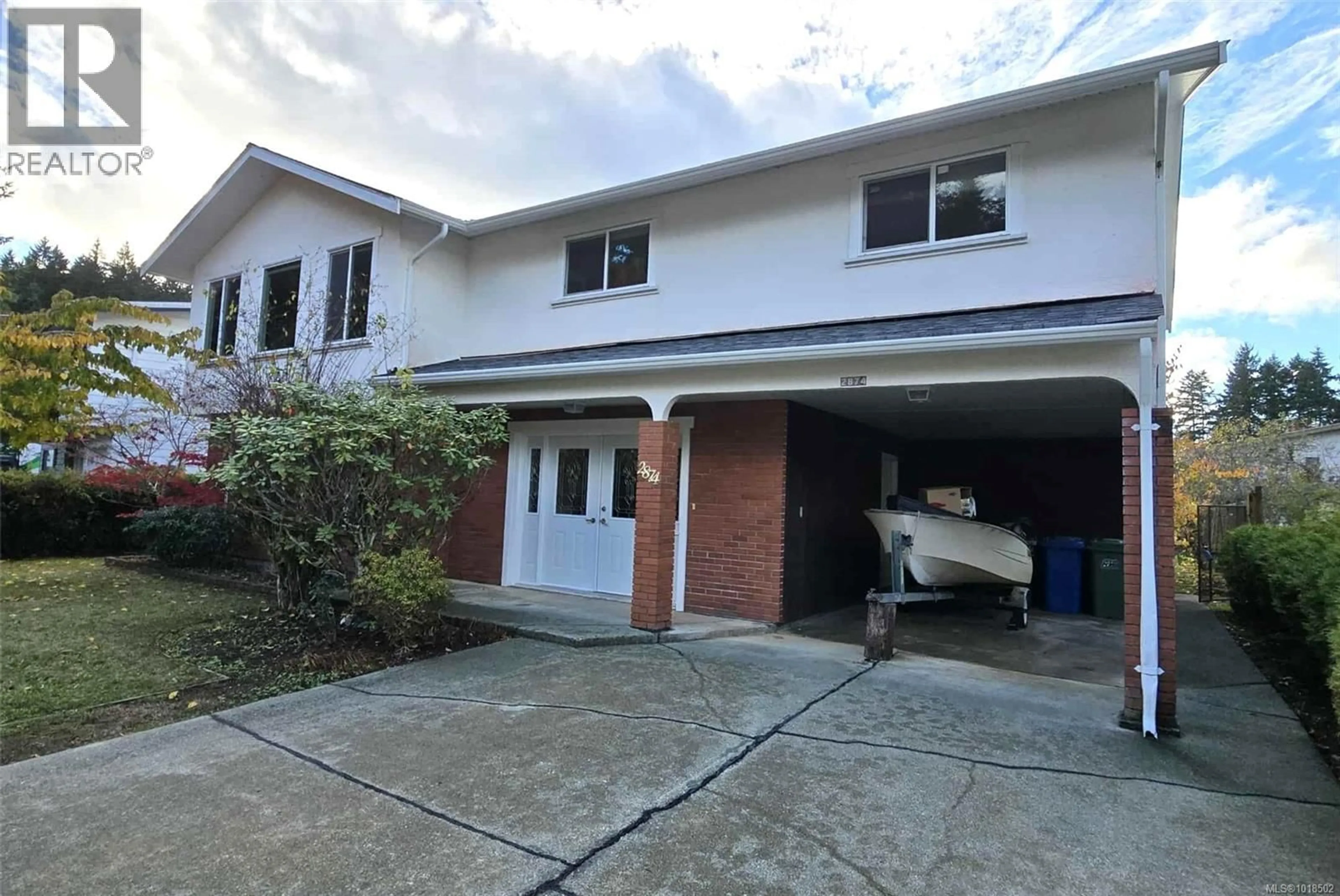 A pic from outside/outdoor area/front of a property/back of a property/a pic from drone, street for 2874 CARMICHAEL CRESCENT, Port Alberni British Columbia V9Y7V6