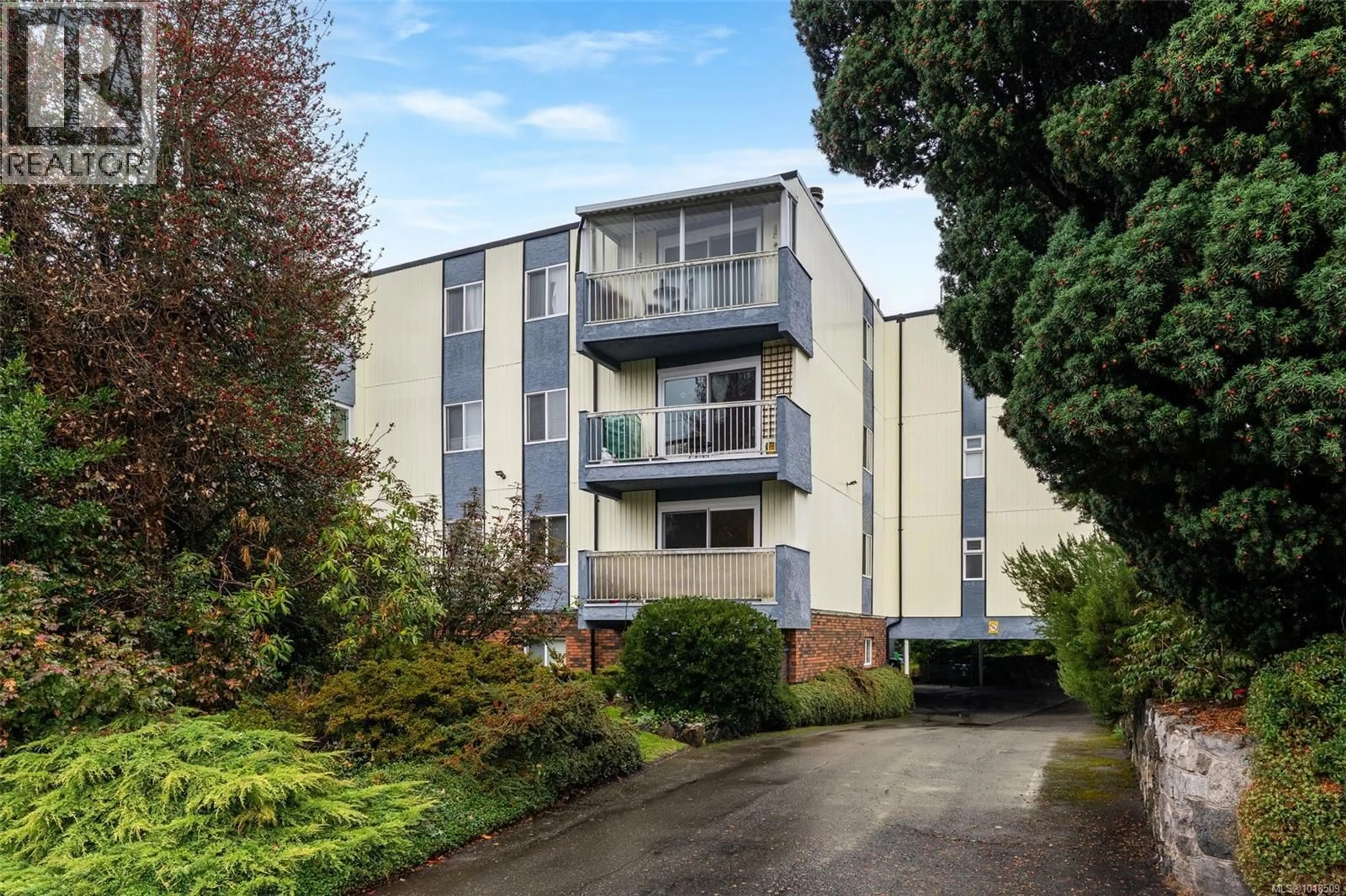 A pic from outside/outdoor area/front of a property/back of a property/a pic from drone, unknown for 201 - 1188 YATES STREET, Victoria British Columbia V8V3M8