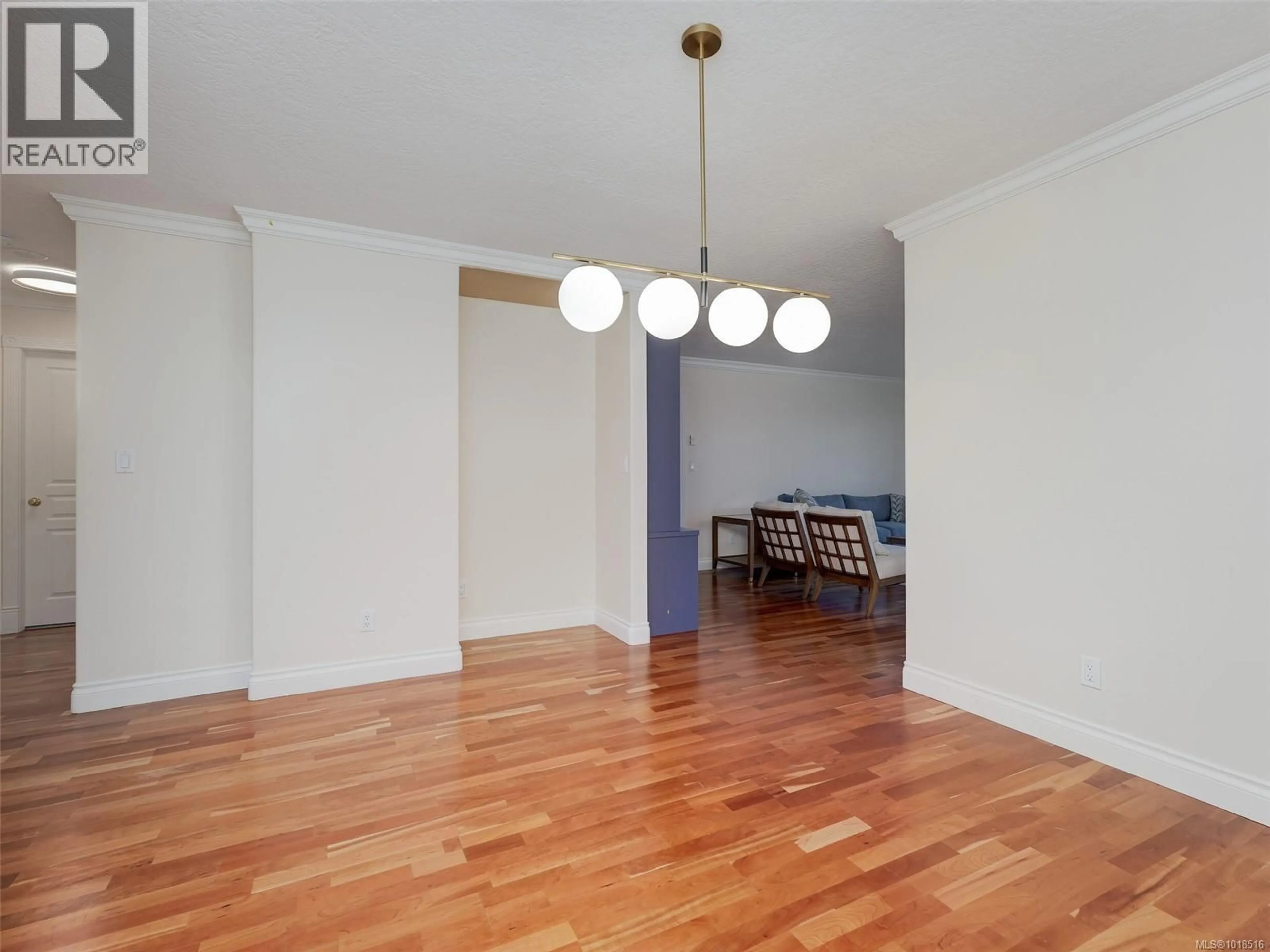 Dining room, wood/laminate floor for 803 - 75 SONGHEES ROAD, Victoria British Columbia V9A7M5