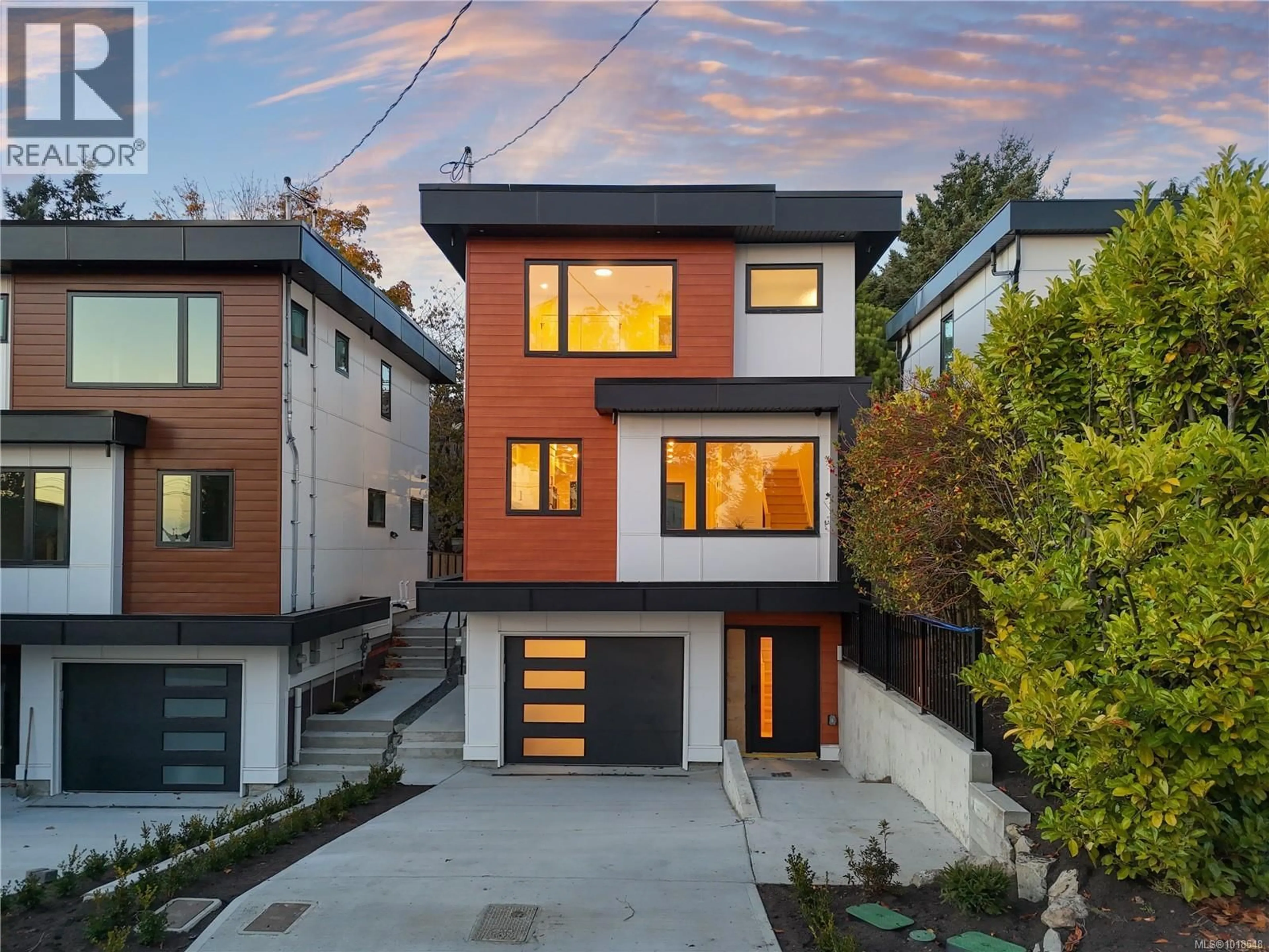 Home with brick exterior material, street for 1342 WOOD STREET, Esquimalt British Columbia V9A5E1