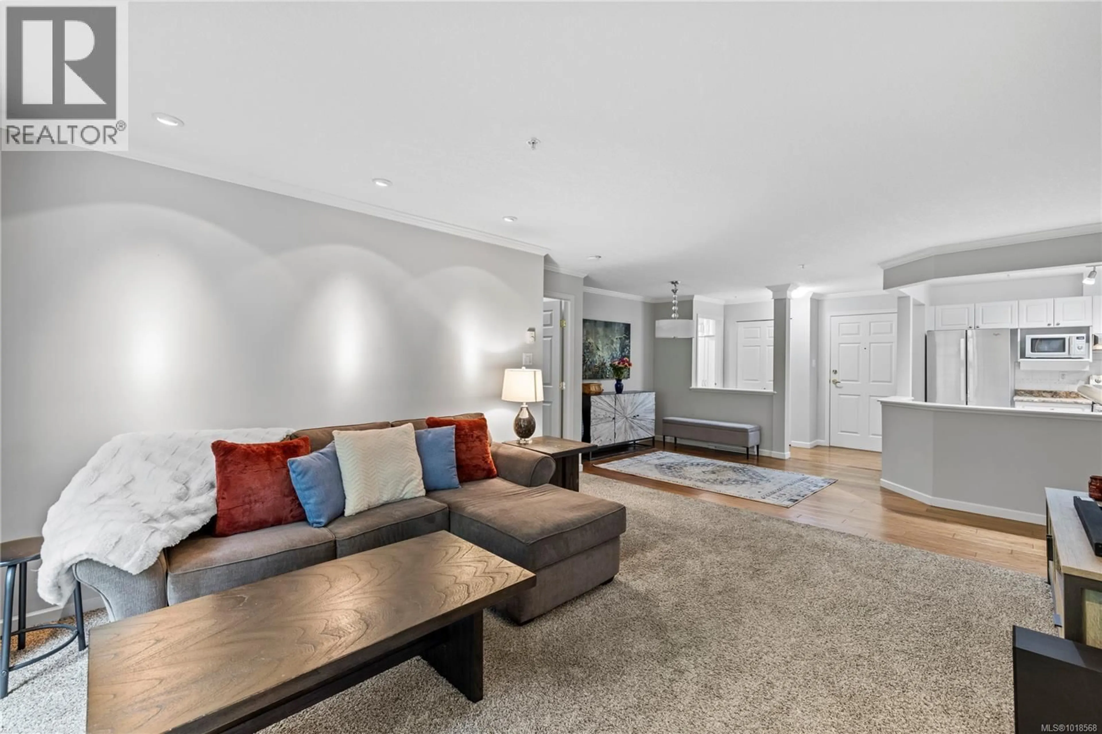 Living room with furniture, unknown for 307 - 5620 EDGEWATER LANE, Nanaimo British Columbia V9T6K1