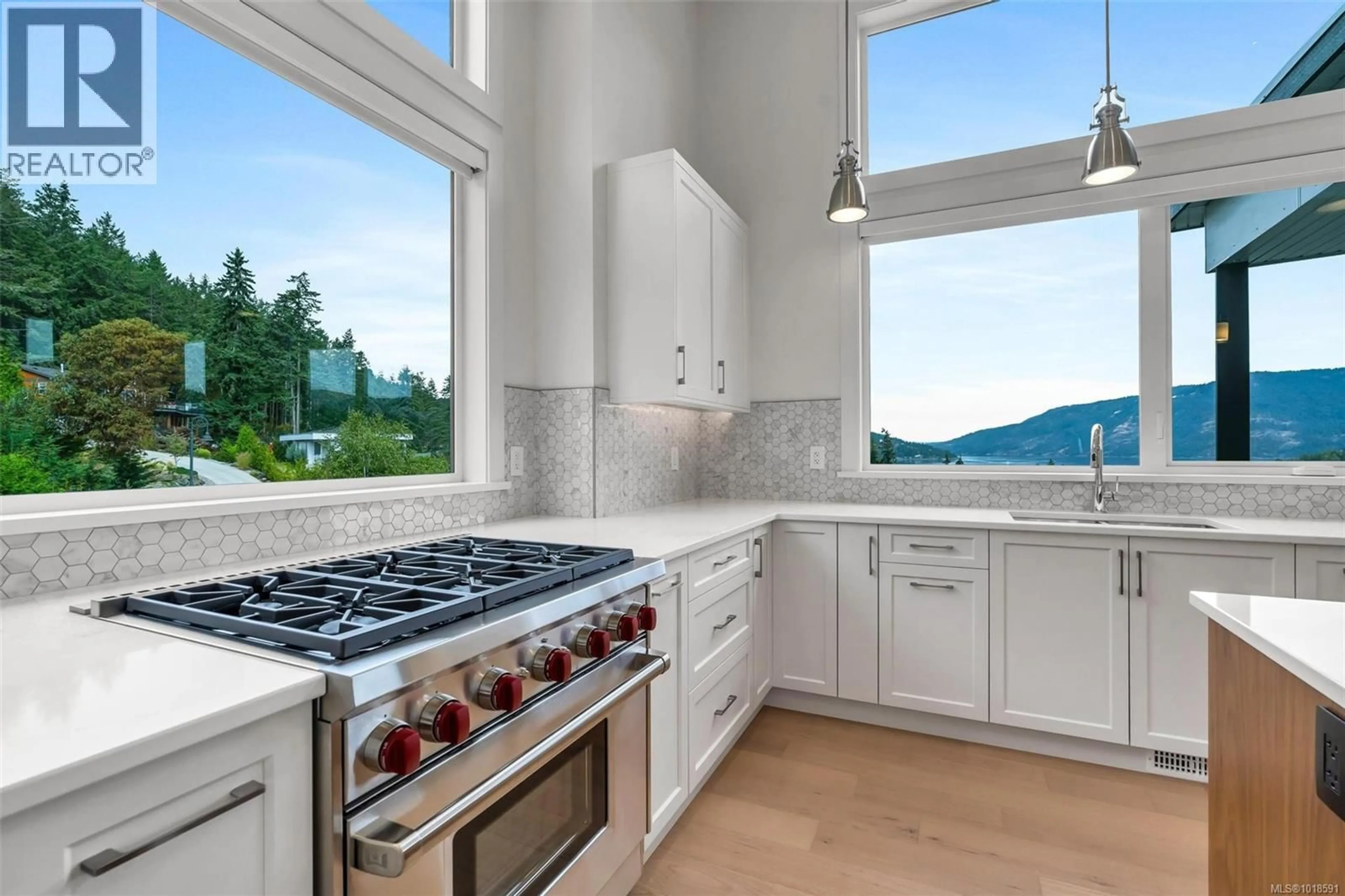 Open concept kitchen, ceramic/tile floor for 5 - 1060 SHORE PINE CLOSE, Duncan British Columbia V9L0C4