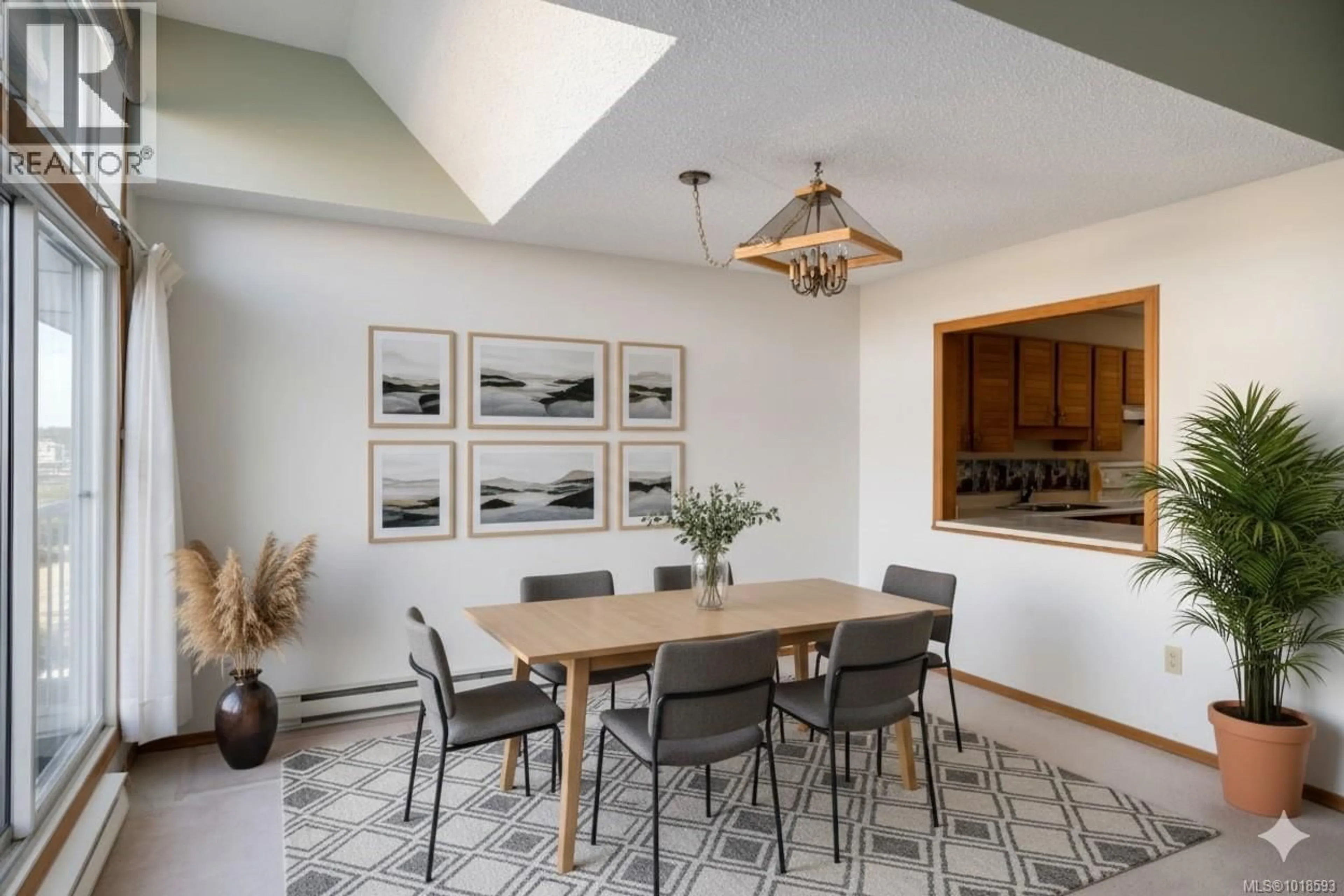 Dining room, unknown for 312 - 10459 RESTHAVEN DRIVE, Sidney British Columbia V8L3H6