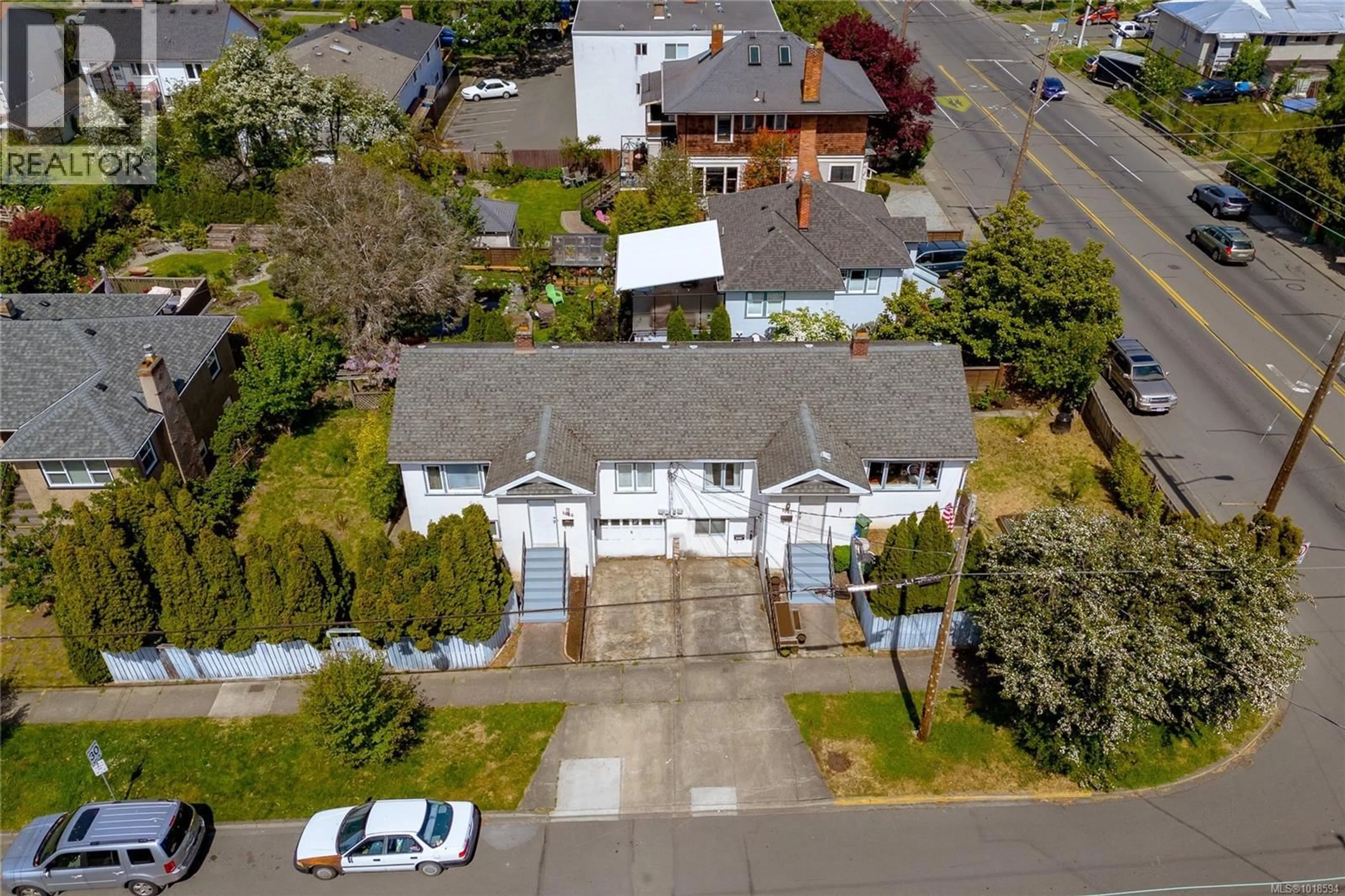 A pic from outside/outdoor area/front of a property/back of a property/a pic from drone, street for 1060+1062 QUEENS AVENUE, Victoria British Columbia V8T1M8