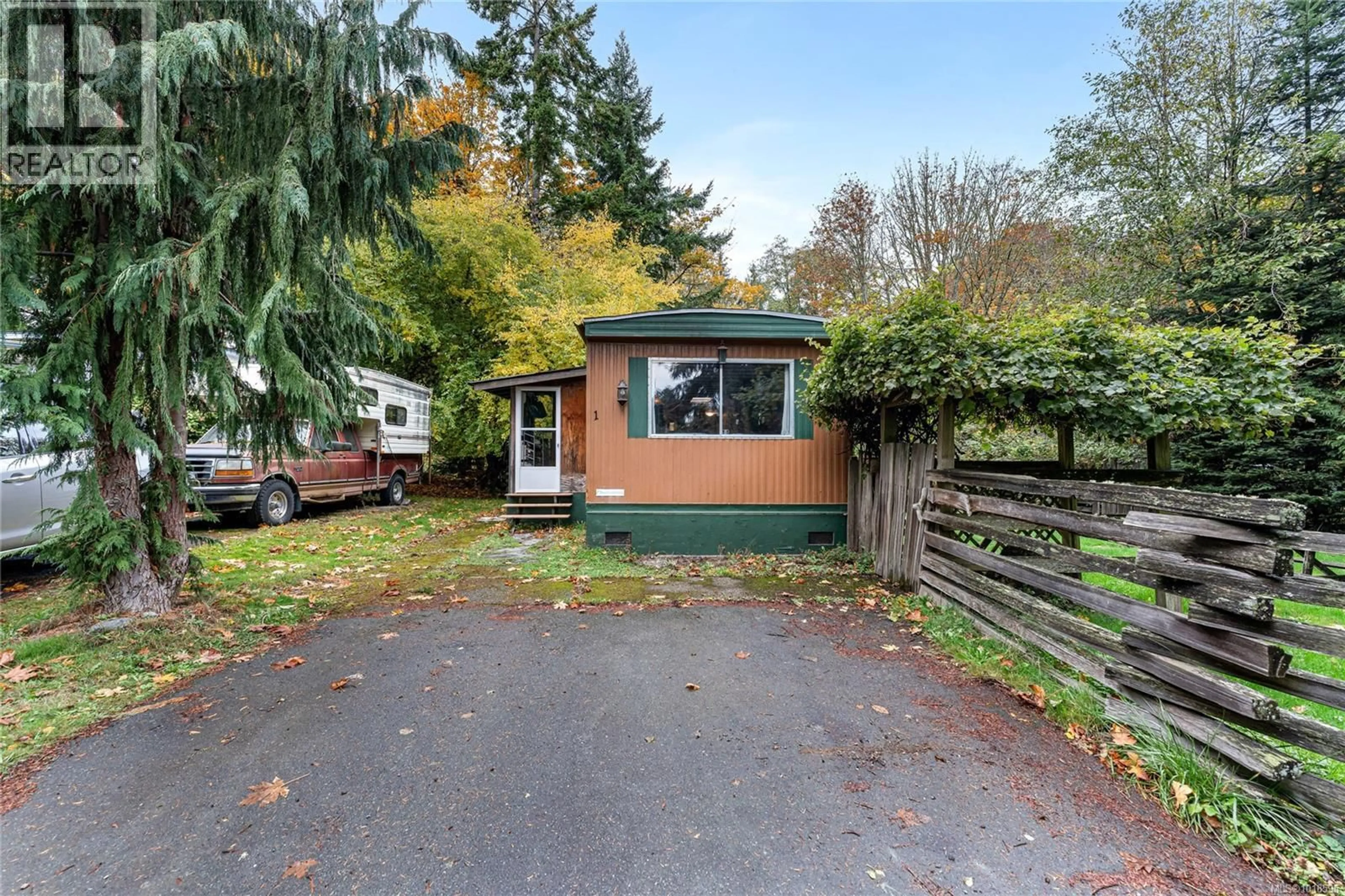 Unknown for 1 - 2670 SOOKE RIVER ROAD, Sooke British Columbia V9Z0Y2