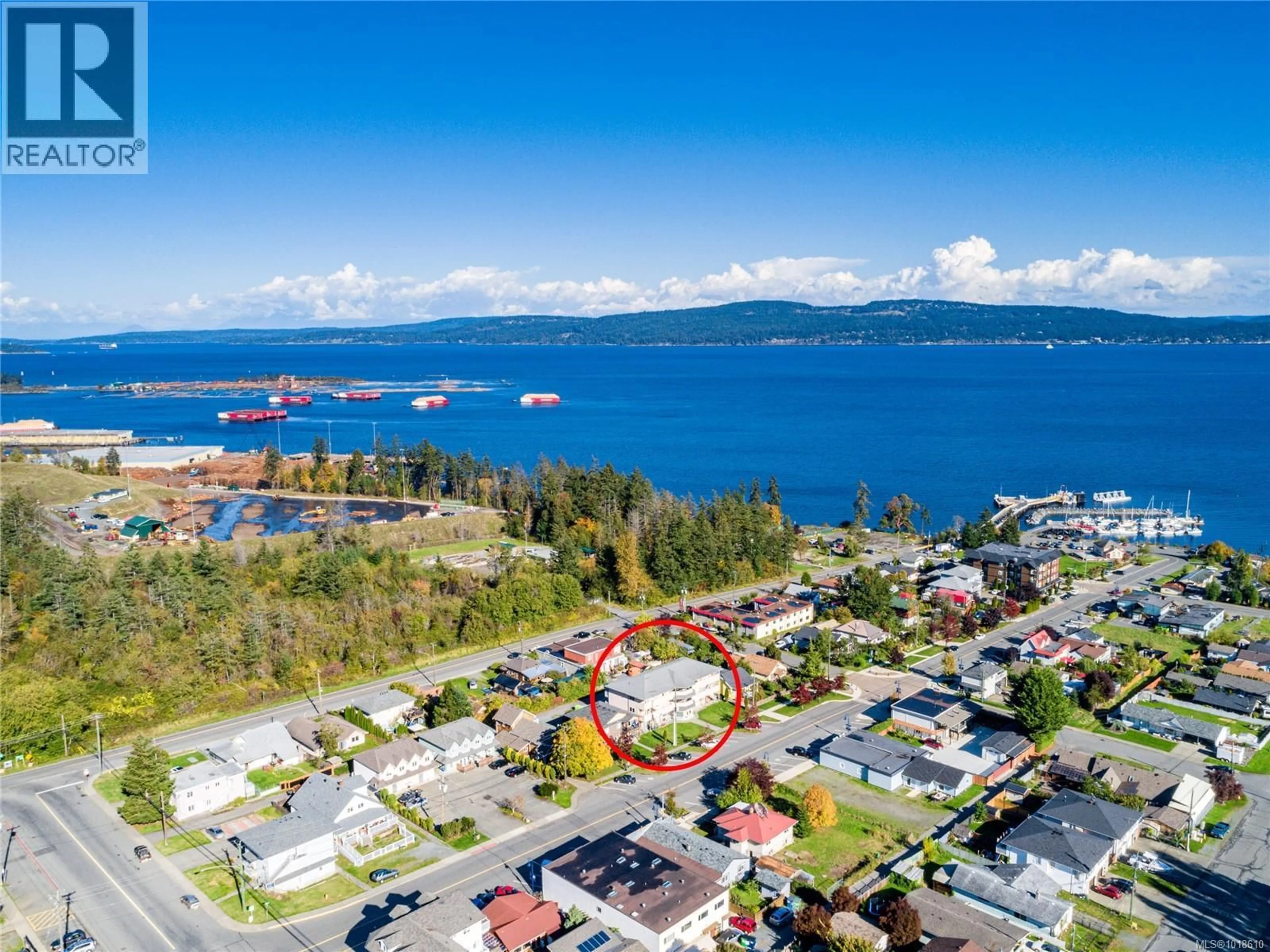 A pic from outside/outdoor area/front of a property/back of a property/a pic from drone, water/lake/river/ocean view for 1 - 1587 JOAN AVENUE, Crofton British Columbia V0R1R0
