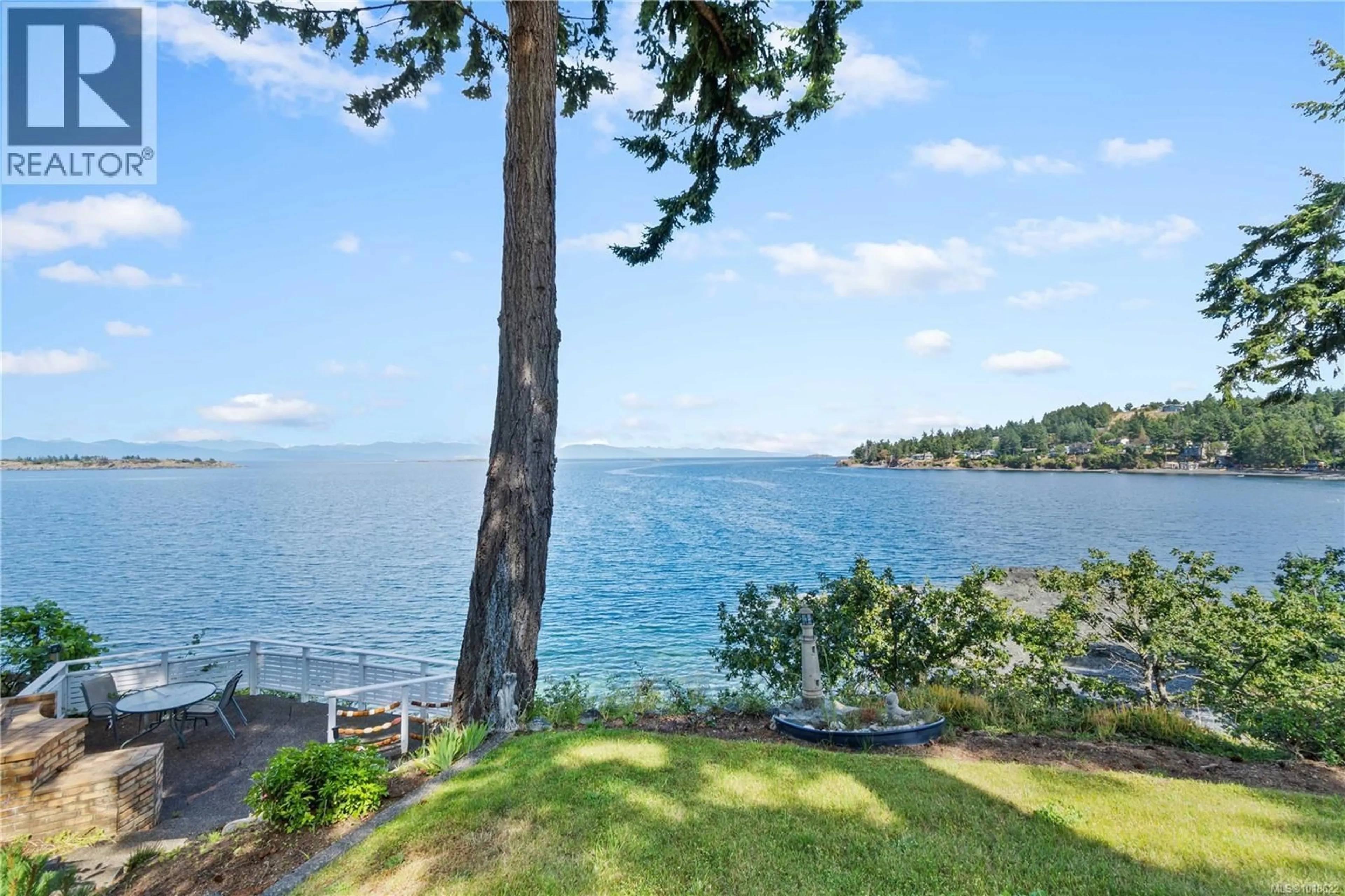 Patio, water/lake/river/ocean view for 3049 DOLPHIN DRIVE, Nanoose Bay British Columbia V9P9J3