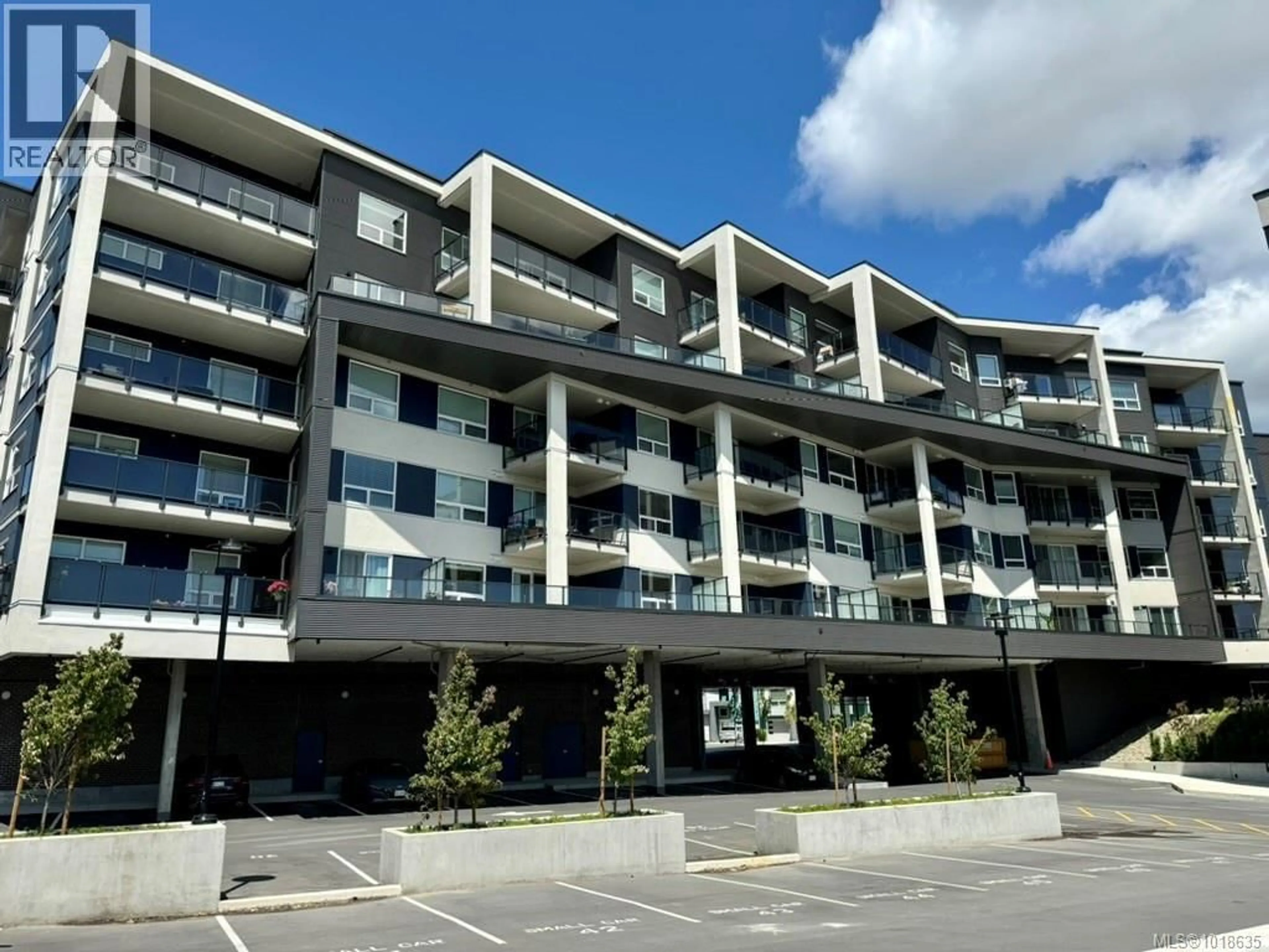 A pic from outside/outdoor area/front of a property/back of a property/a pic from drone, building for 505 - 947 WHIRLAWAY CRESCENT, Langford British Columbia V9B6Z9