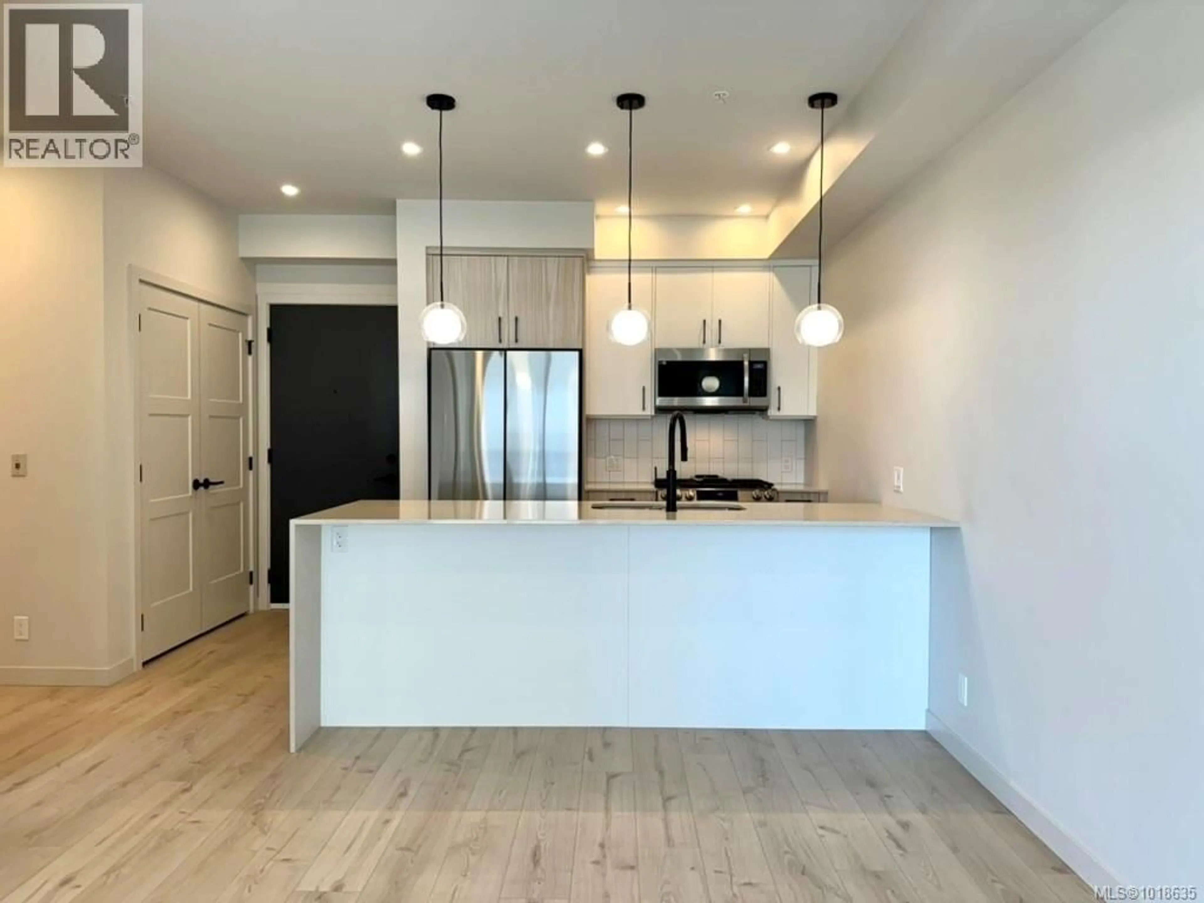 Open concept kitchen, unknown for 505 - 947 WHIRLAWAY CRESCENT, Langford British Columbia V9B6Z9