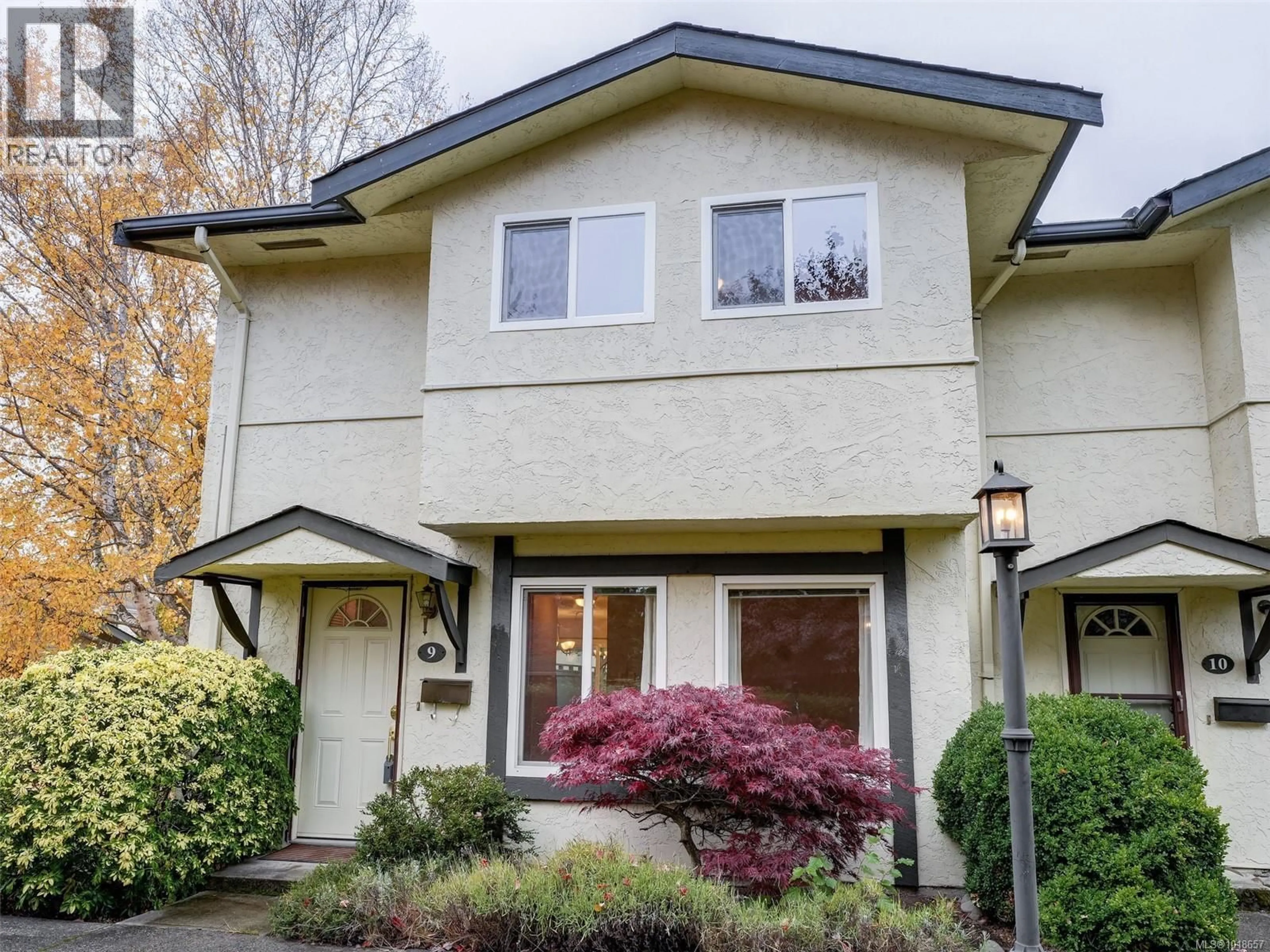 Home with vinyl exterior material, street for 9 - 1741 MCKENZIE AVENUE, Saanich British Columbia V8N1A6