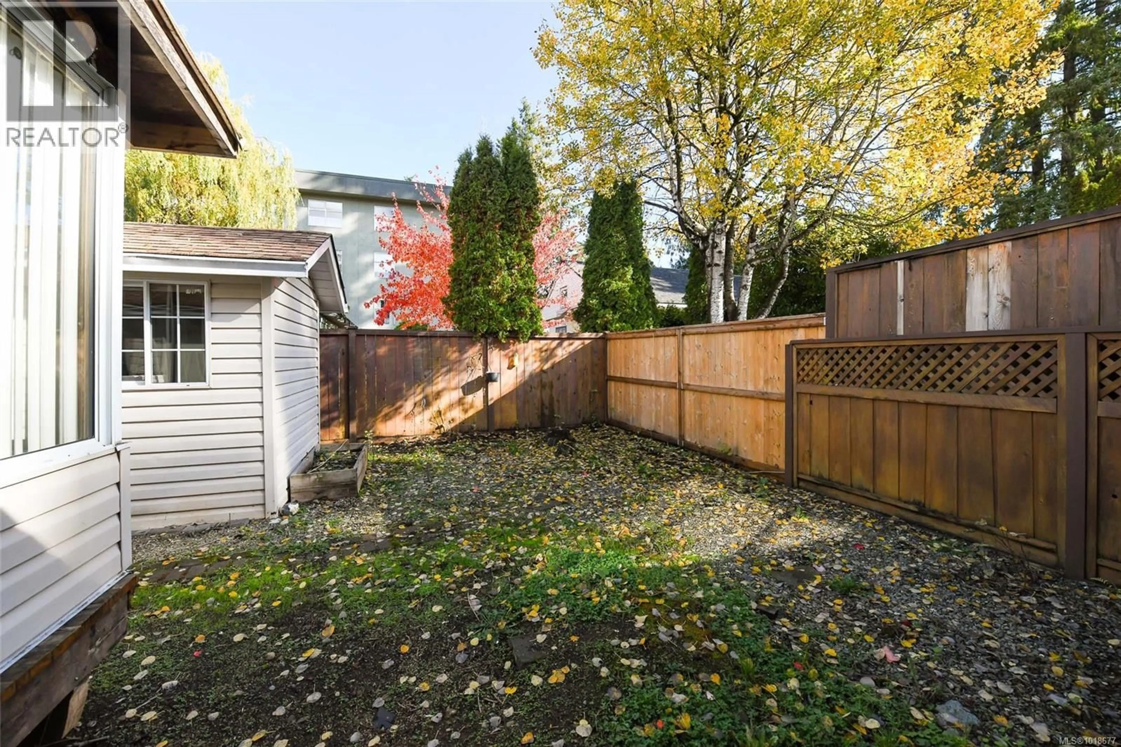 Patio, street for A - 1250 STEWART AVENUE, Courtenay British Columbia V9N3H4