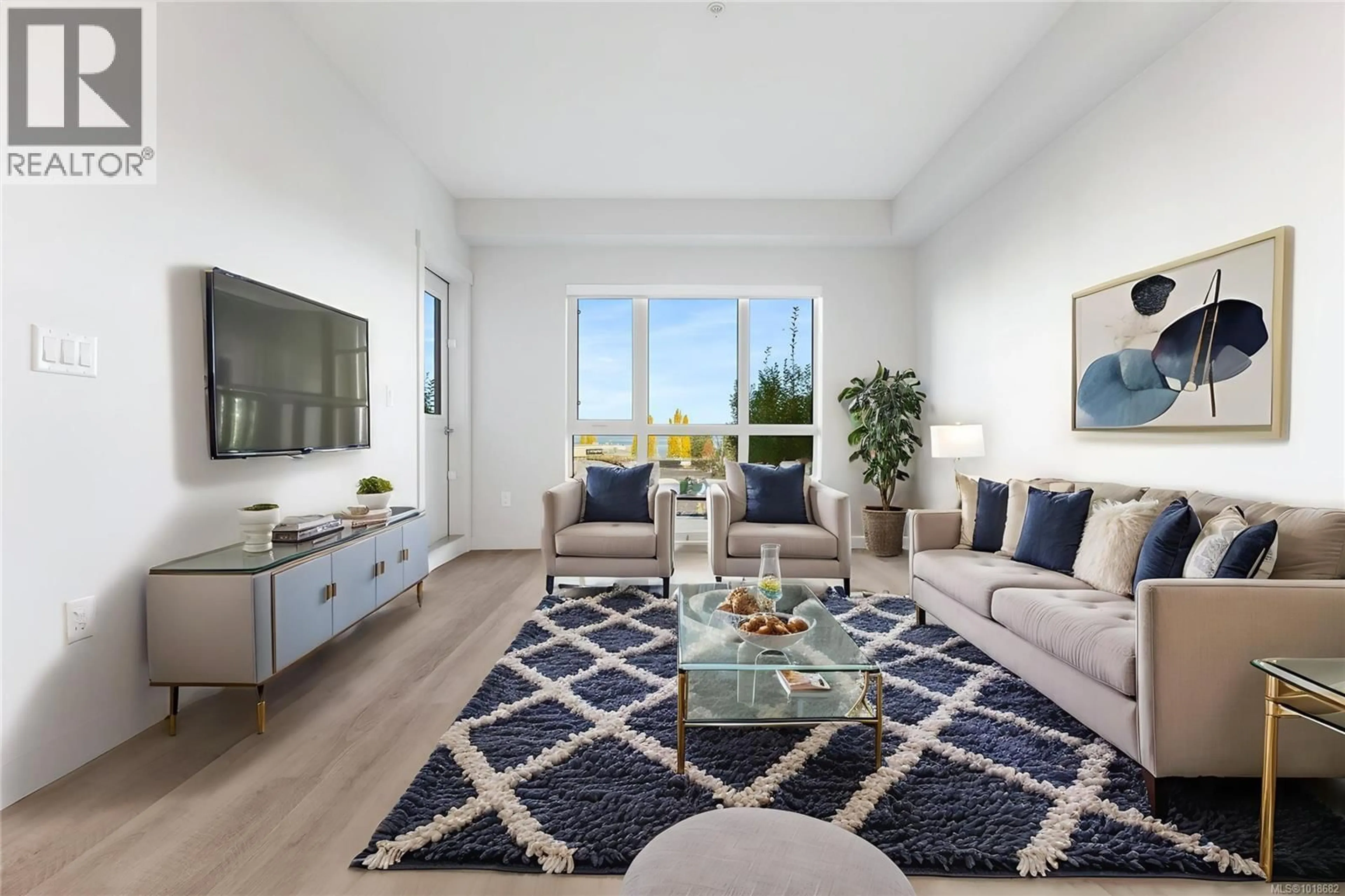 Living room with furniture, unknown for 209 - 120 JENSEN AVENUE WEST, Parksville British Columbia V9P0H6