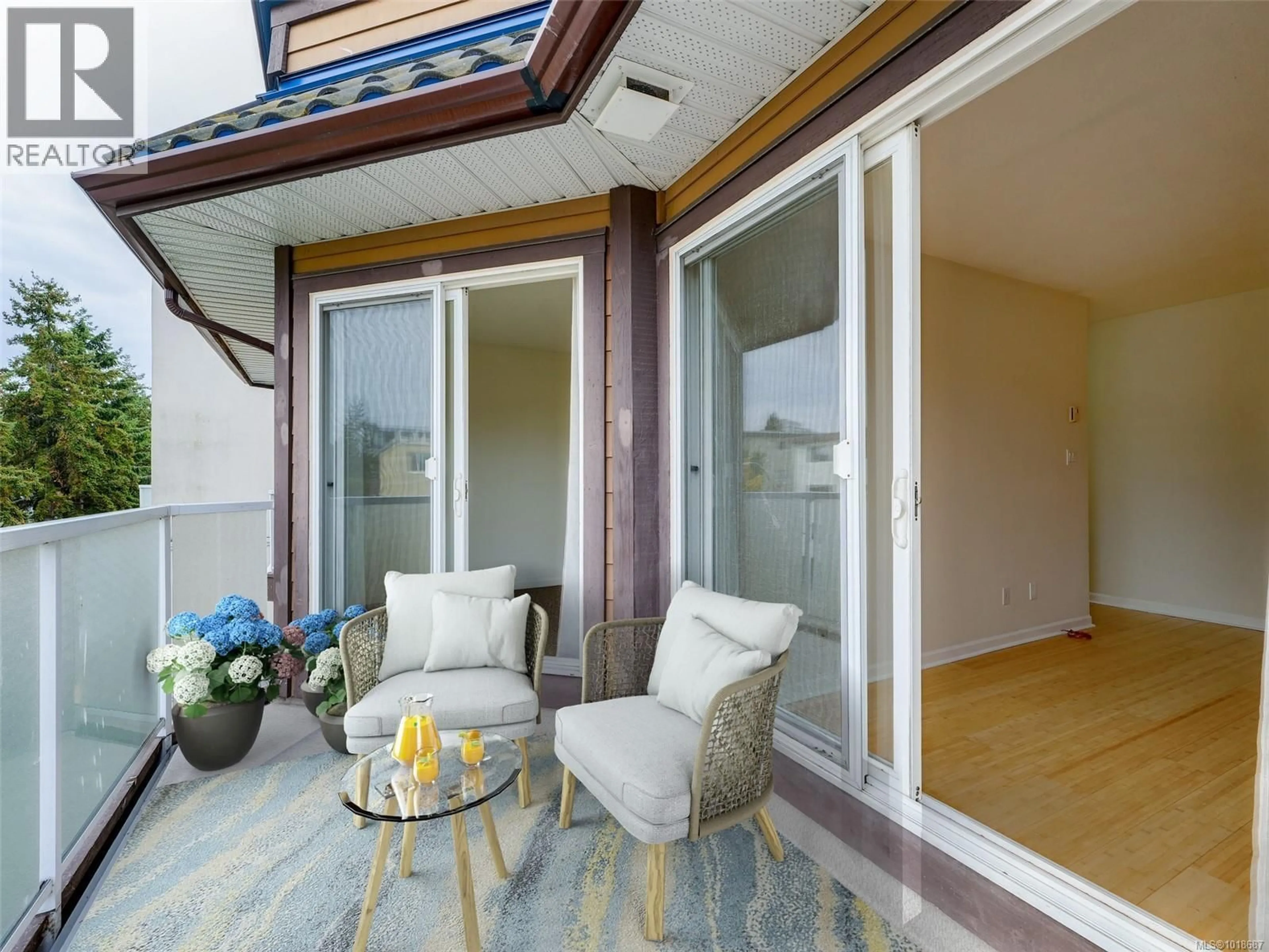 Unknown for 405 - 2529 WARK STREET, Victoria British Columbia V8T4G7