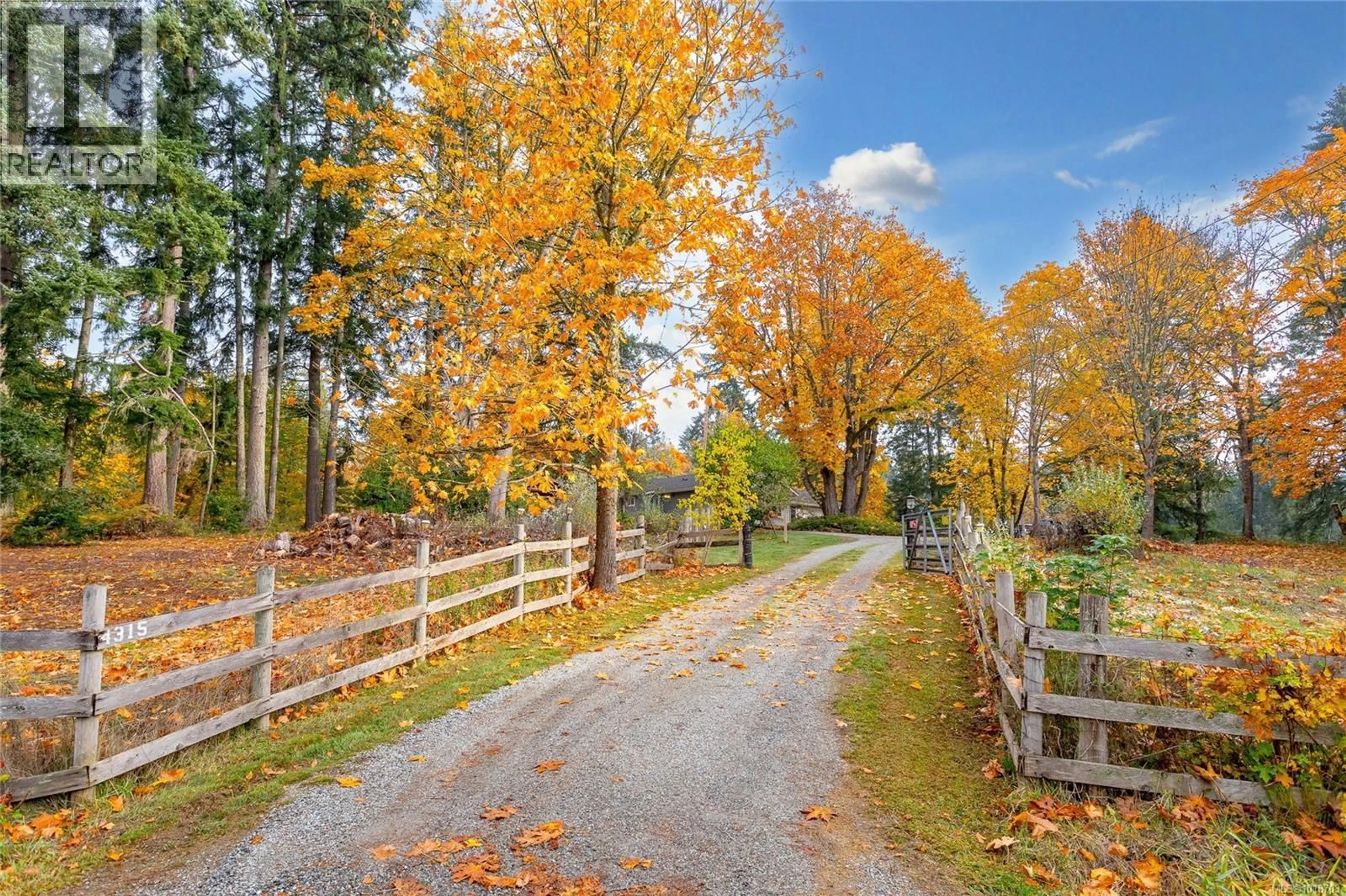 Patio, forest/trees view for 4315 TELEGRAPH ROAD, Cobble Hill British Columbia V0R1N2