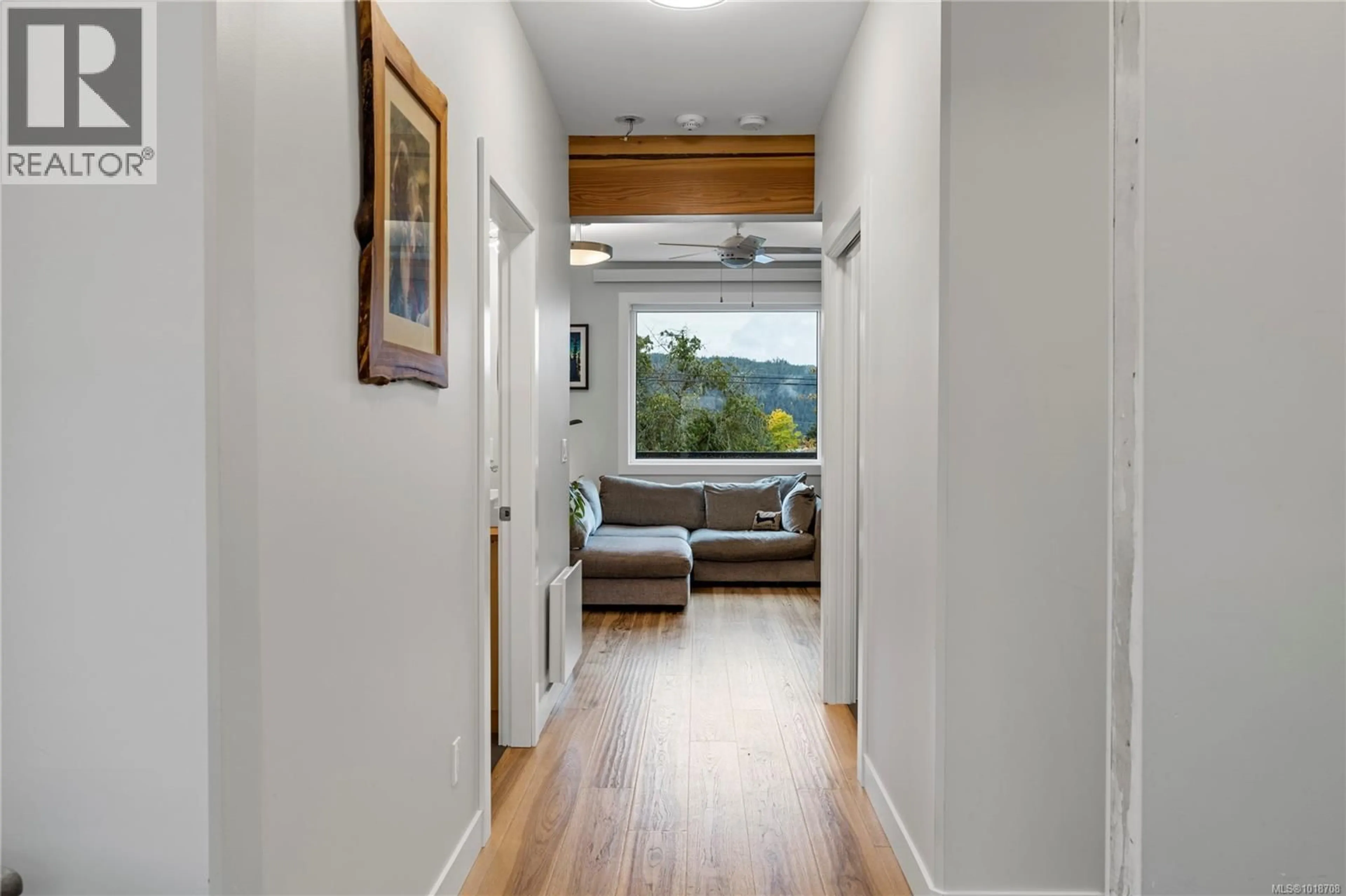 Indoor entryway for 2520 8TH AVENUE, Port Alberni British Columbia V9Y2L7