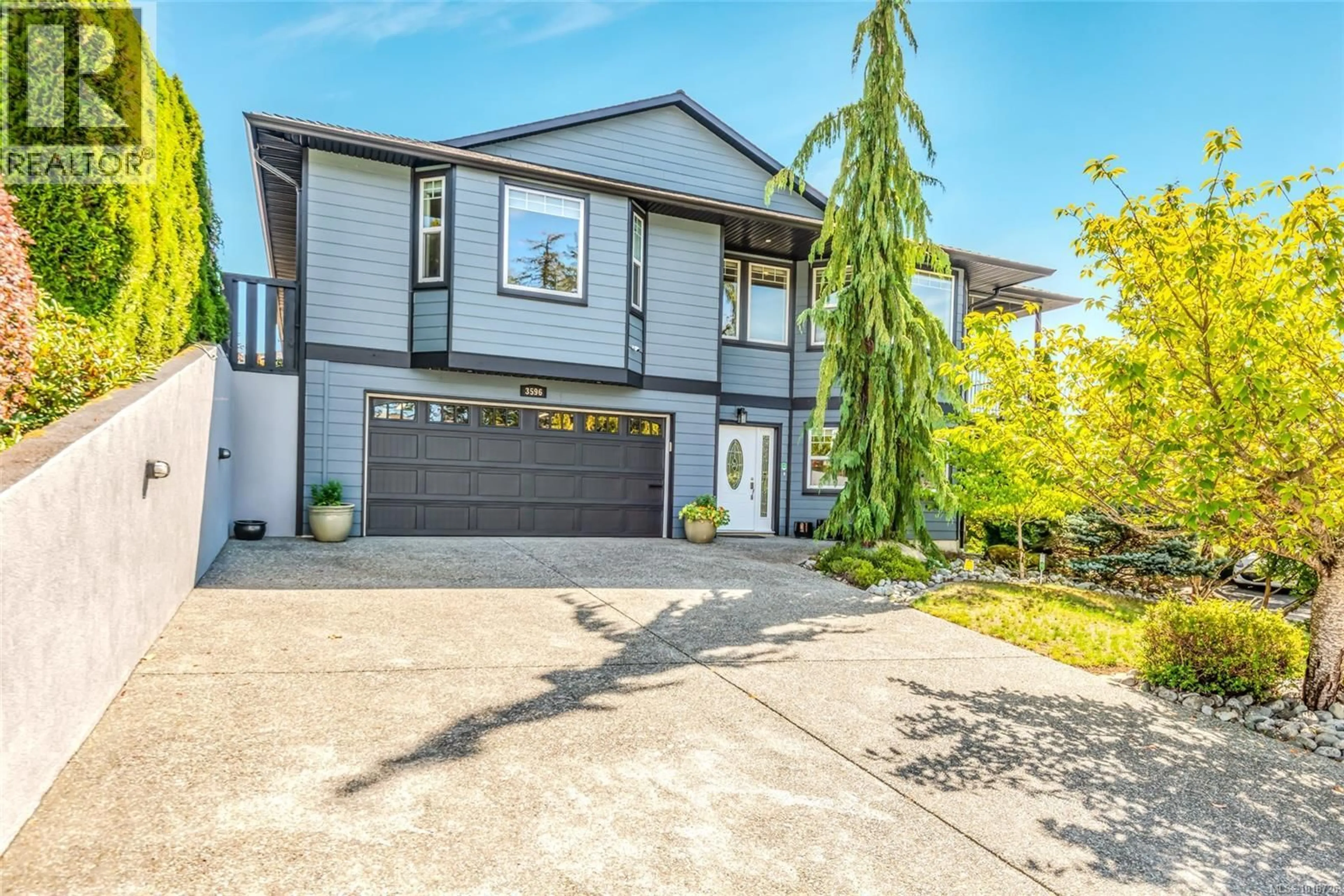 Home with vinyl exterior material, street for 3596 HUFF DRIVE, Port Alberni British Columbia V9Y8B3