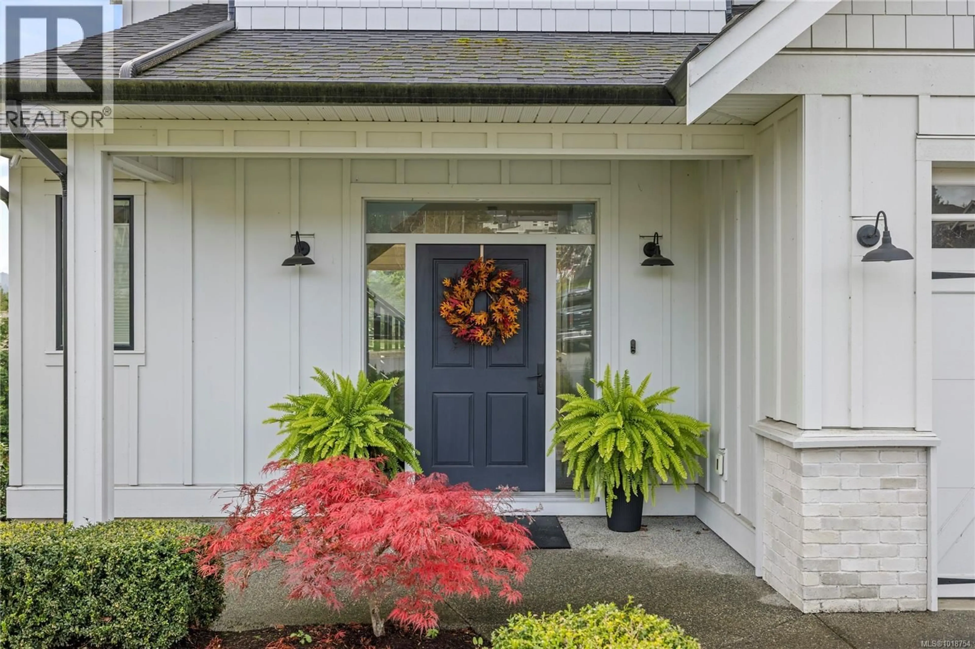 Indoor entryway for 3805 MARJORIE WAY, Nanaimo British Columbia V9T0K3