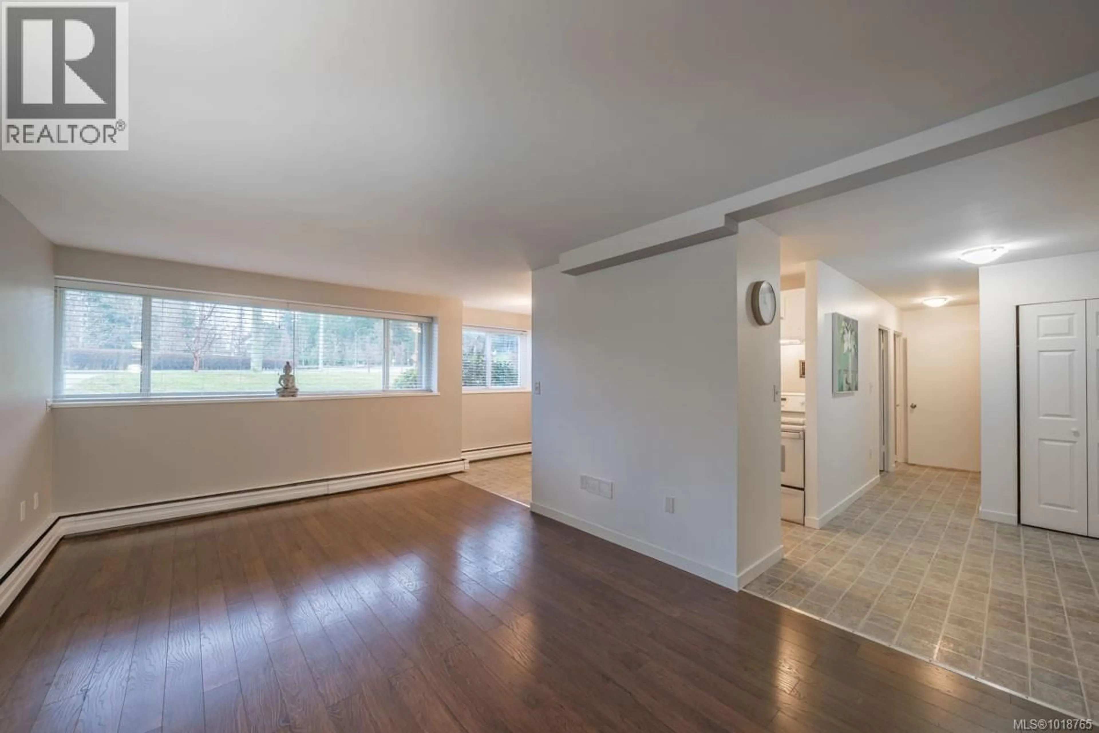 A pic of a room for 1102 - 1097 BOWEN ROAD, Nanaimo British Columbia V9R2A4