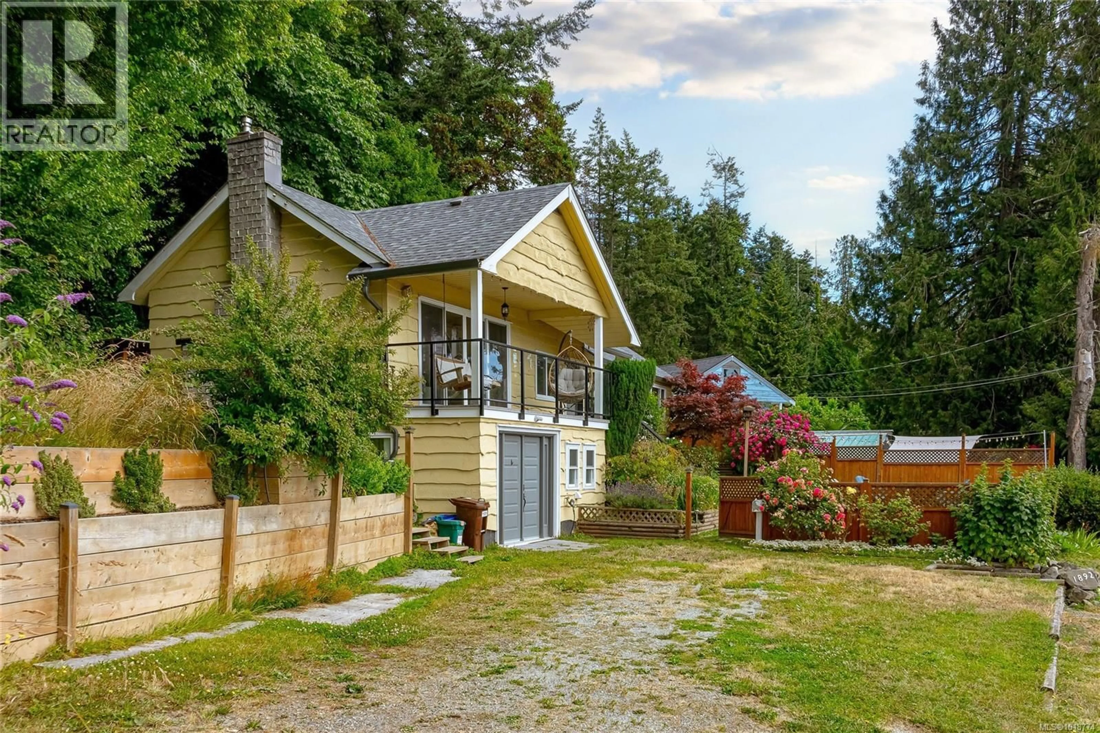 A pic from outside/outdoor area/front of a property/back of a property/a pic from drone, unknown for 1892 SWARTZ BAY ROAD, North Saanich British Columbia V8L5R2