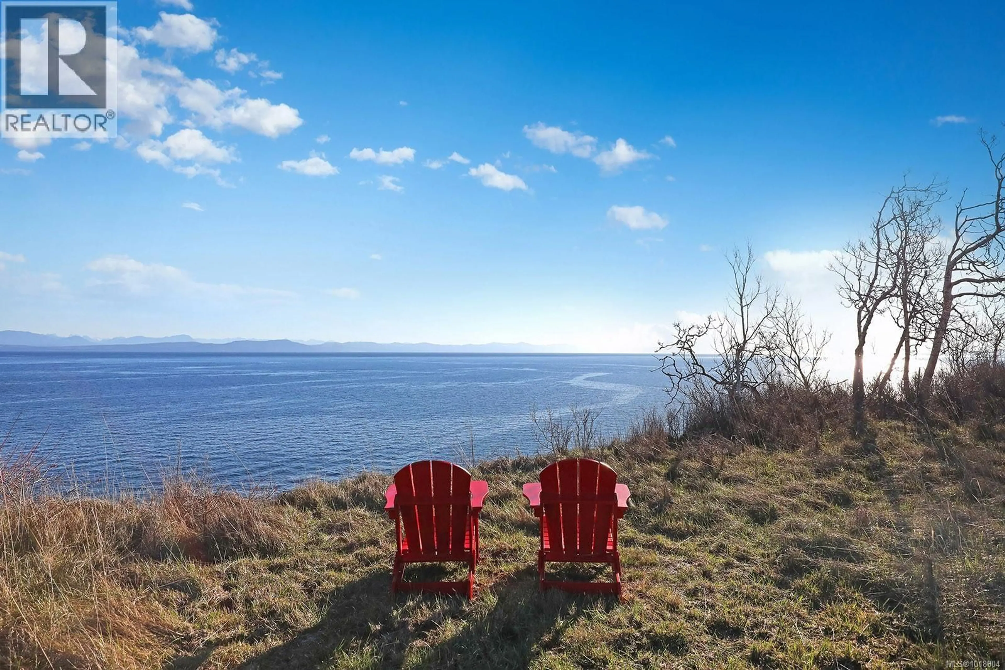 Patio, water/lake/river/ocean view for 300 CONNEMARA ROAD, Comox British Columbia V9M3T4