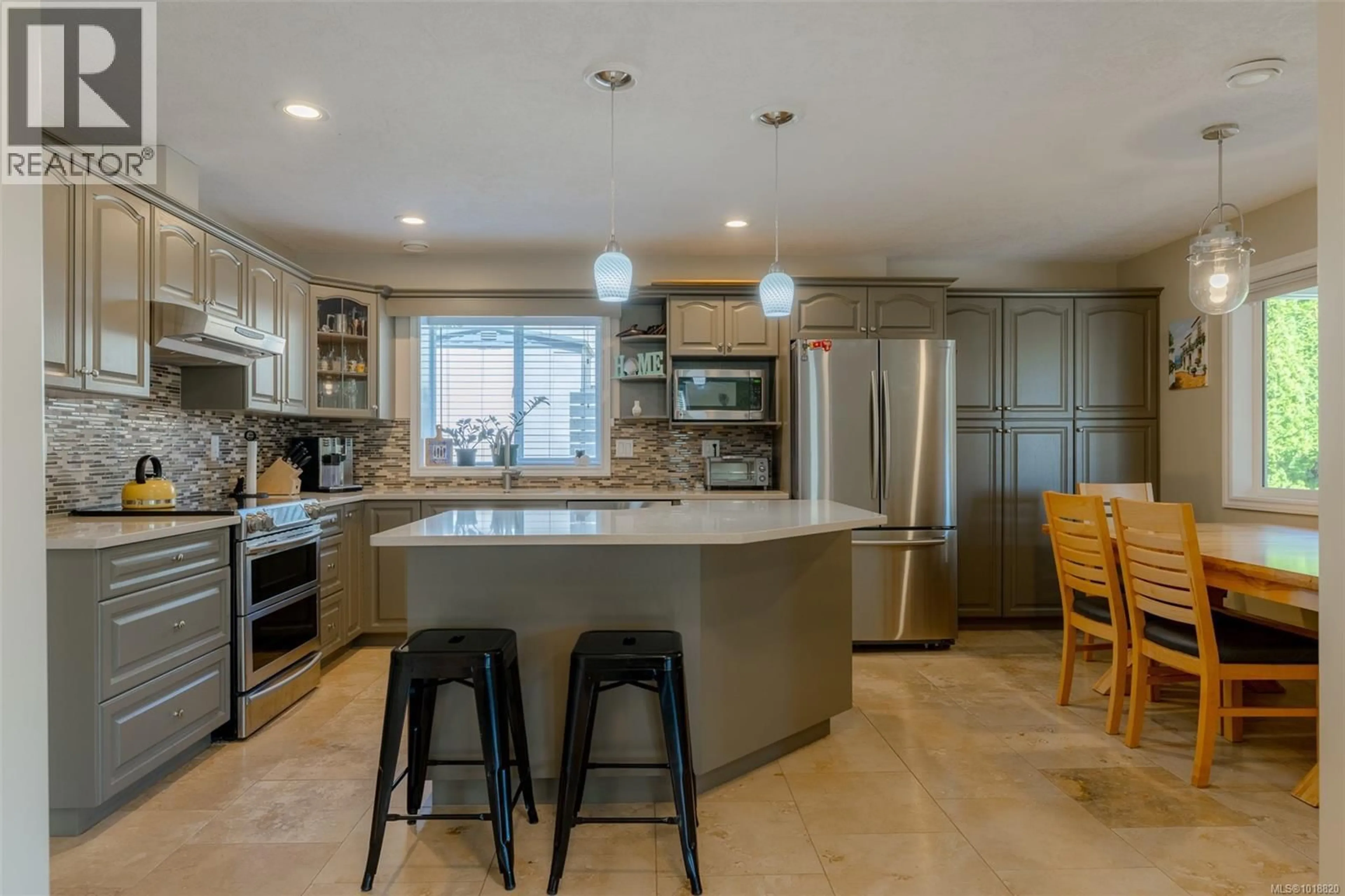 Open concept kitchen, ceramic/tile floor for 2839 NEYLAND ROAD, Nanaimo British Columbia V9T3G2