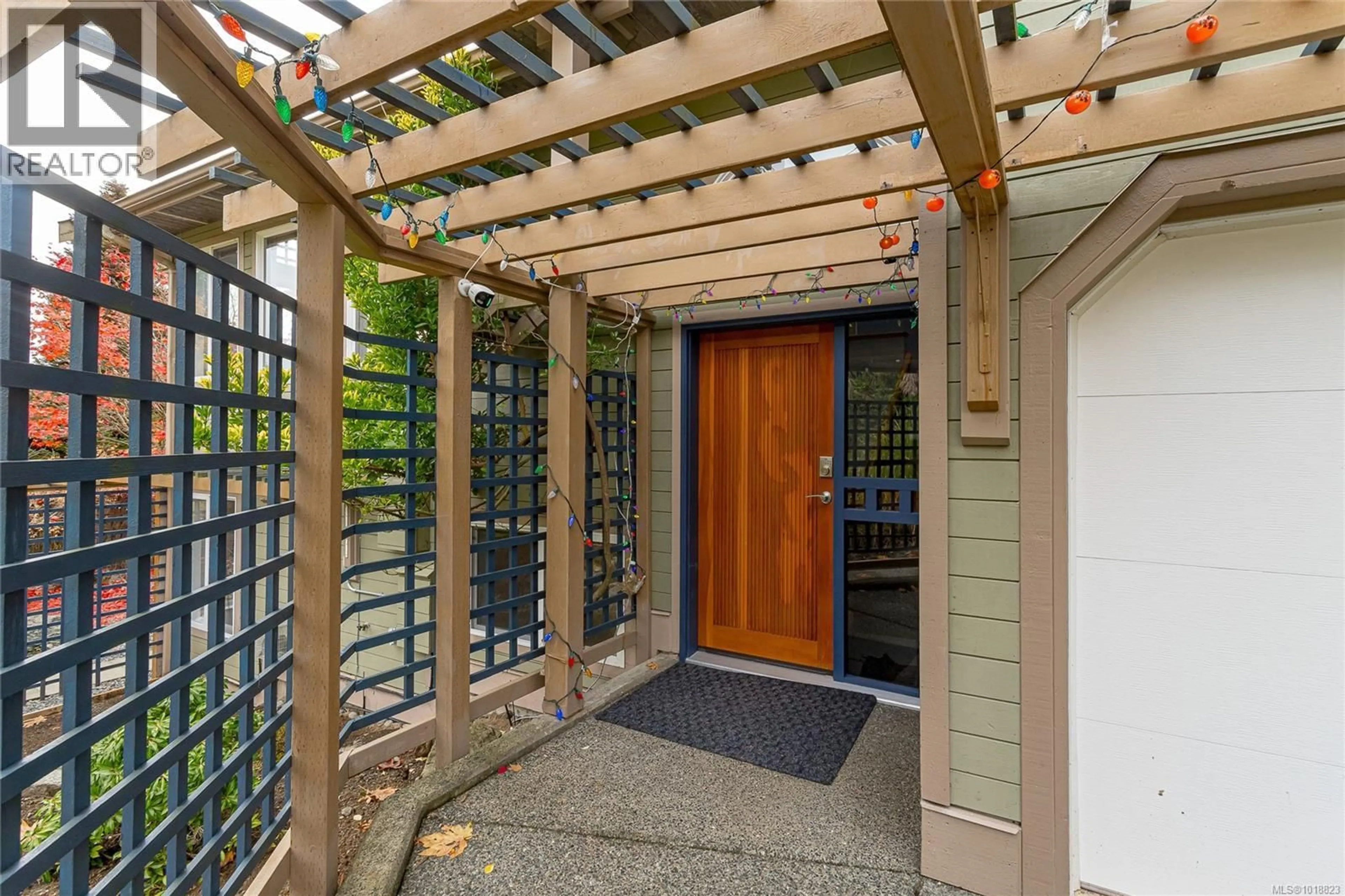 Patio, street for 2375 GLENELLEN PLACE, Nanoose Bay British Columbia V9P9G3