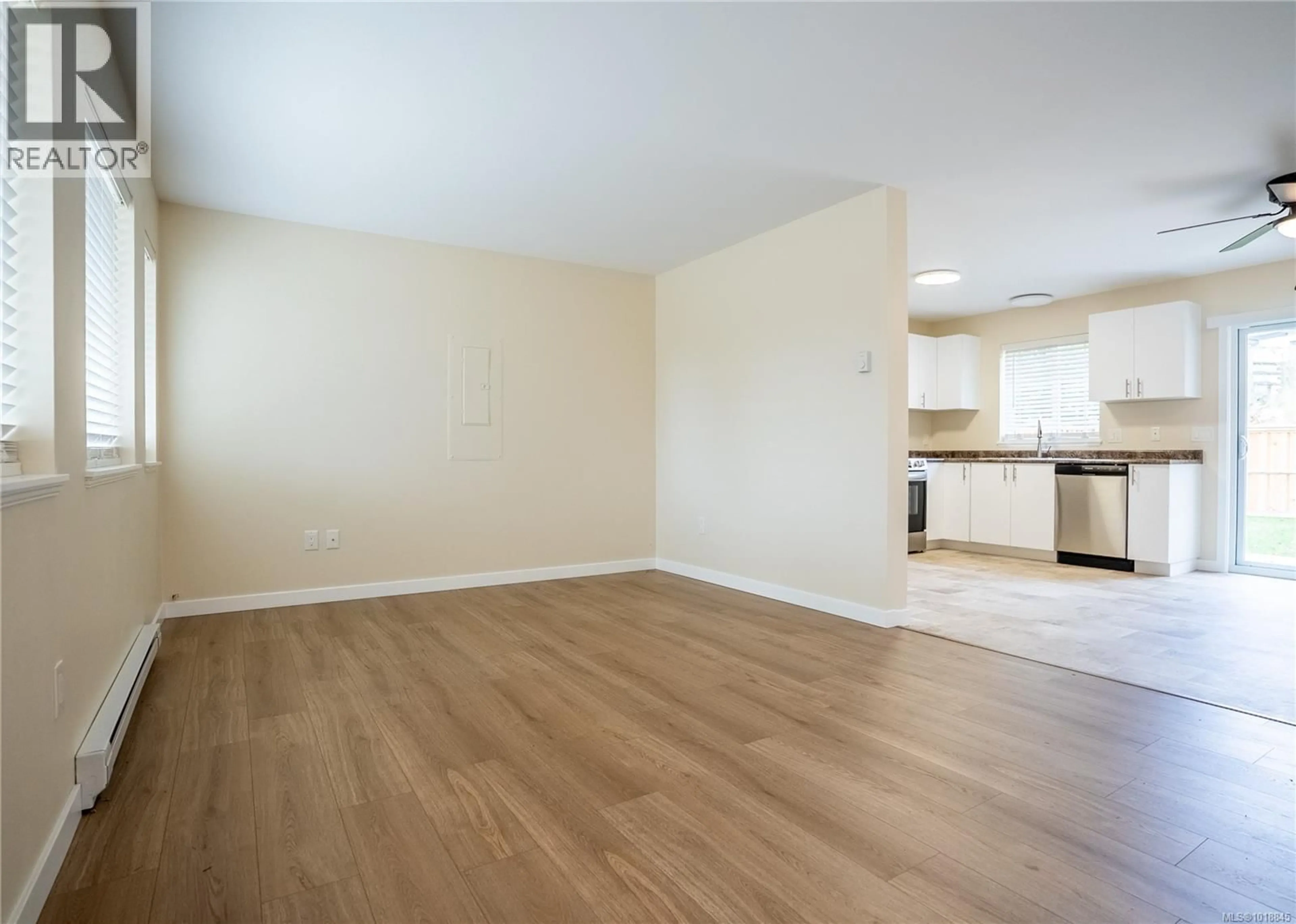 A pic of a room for 3430 TURNSTONE DRIVE, Langford British Columbia V9C0B4