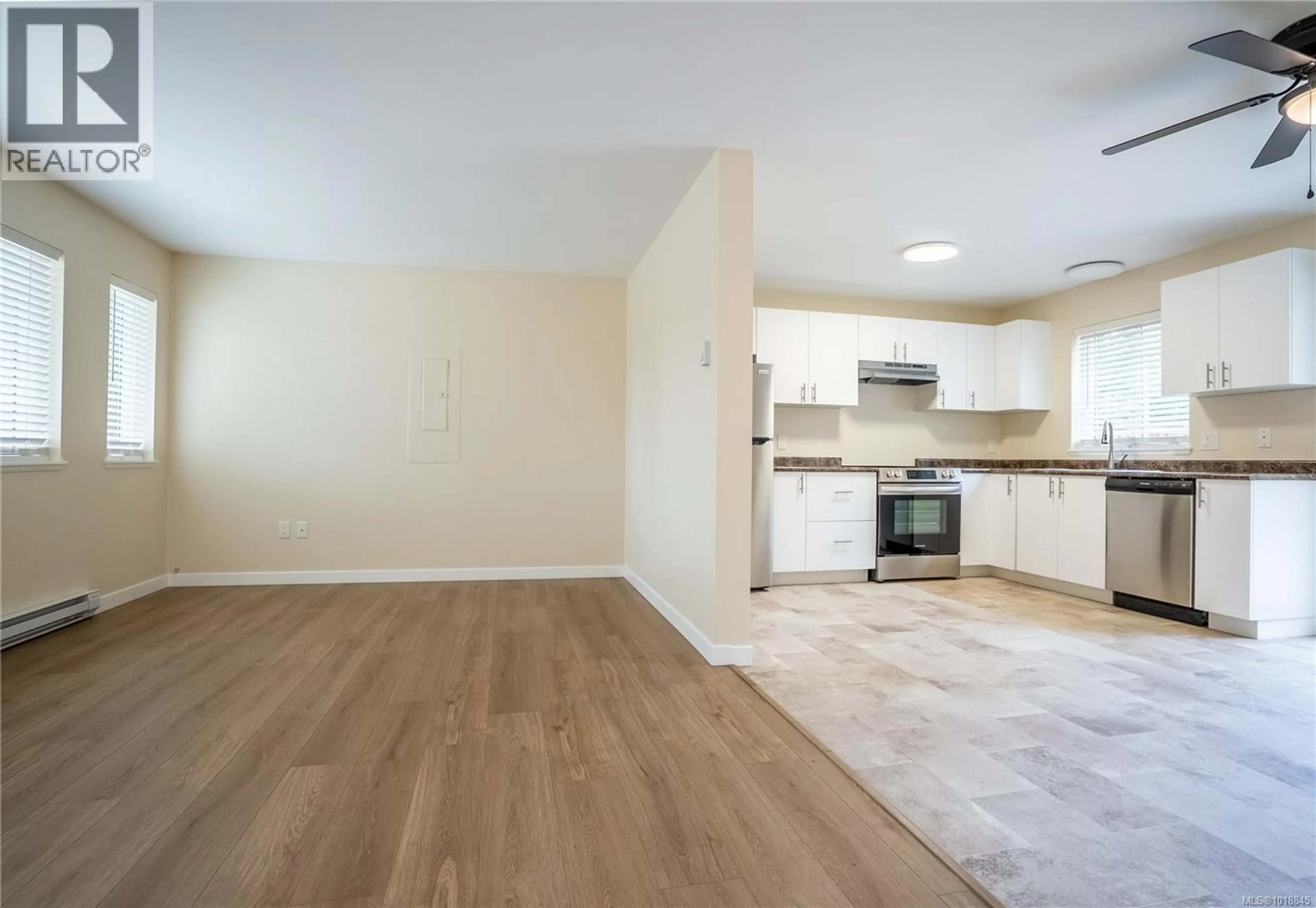 A pic of a room for 3430 TURNSTONE DRIVE, Langford British Columbia V9C0B4