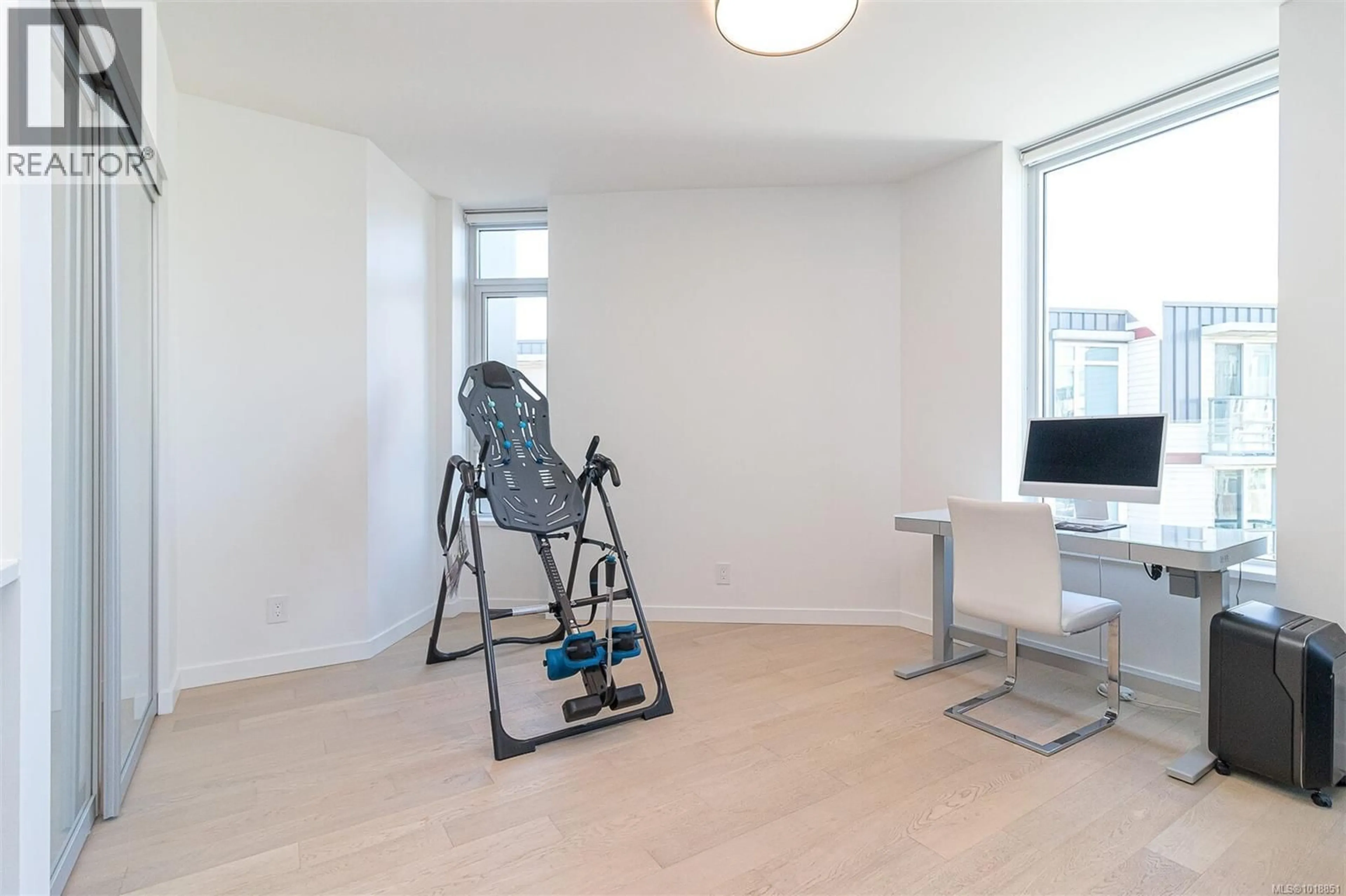 A pic of a room for 410 - 530 MICHIGAN STREET, Victoria British Columbia V8V0G2