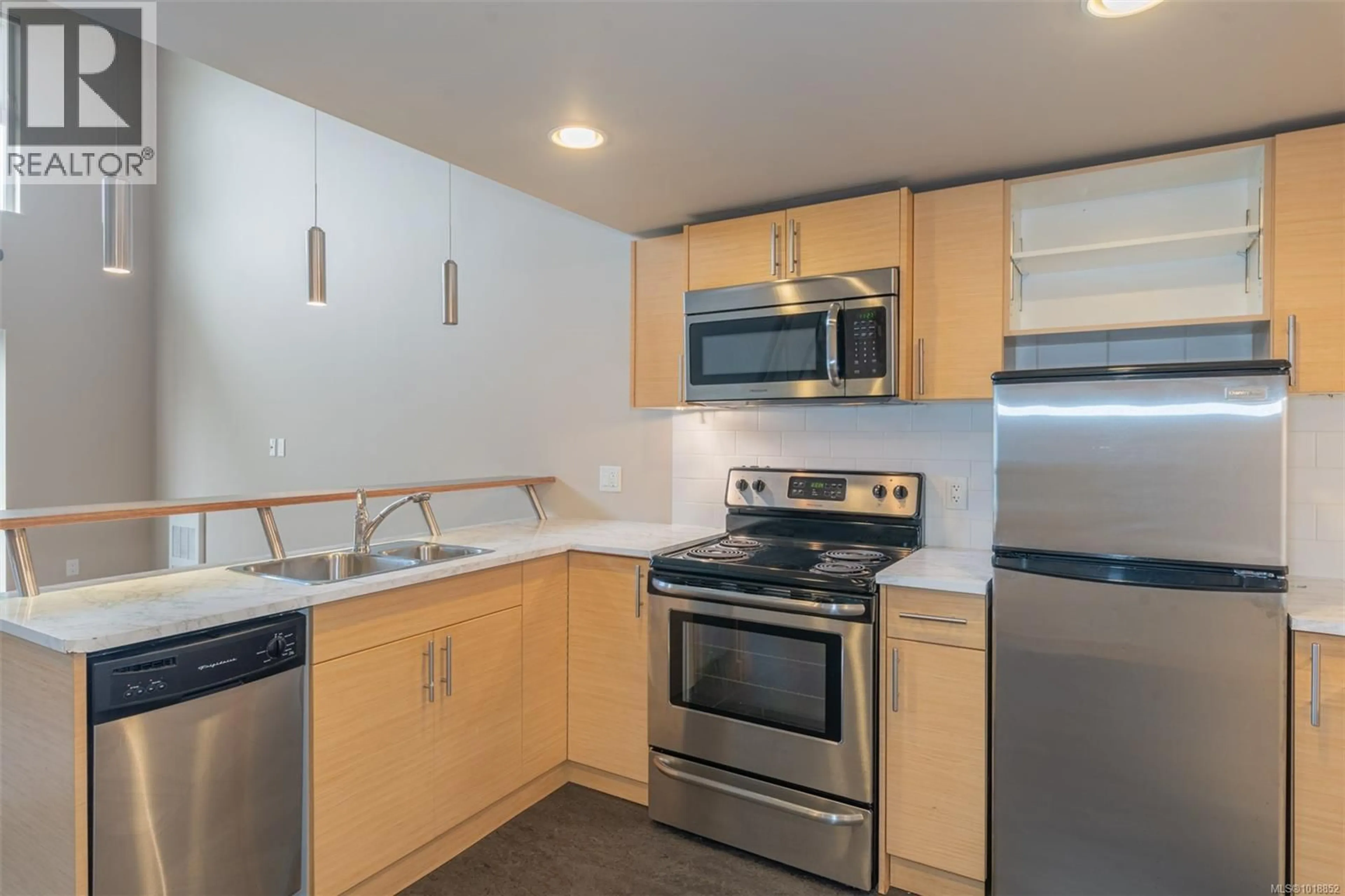 Standard kitchen, unknown for 405 - 787 TYEE ROAD, Victoria British Columbia V9A7R5