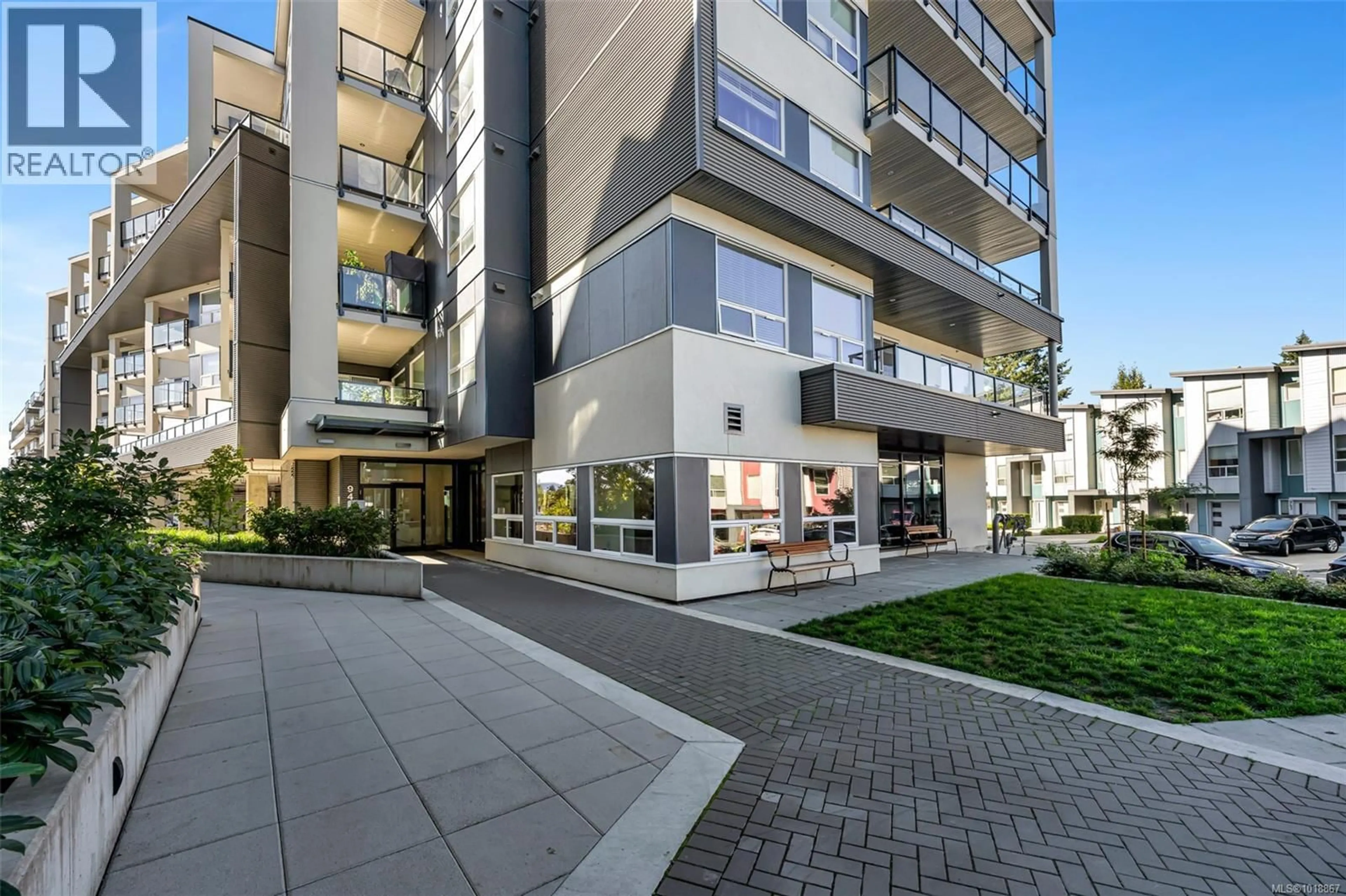 Patio, street for 608 - 947 WHIRLAWAY CRESCENT, Langford British Columbia V9B6W6