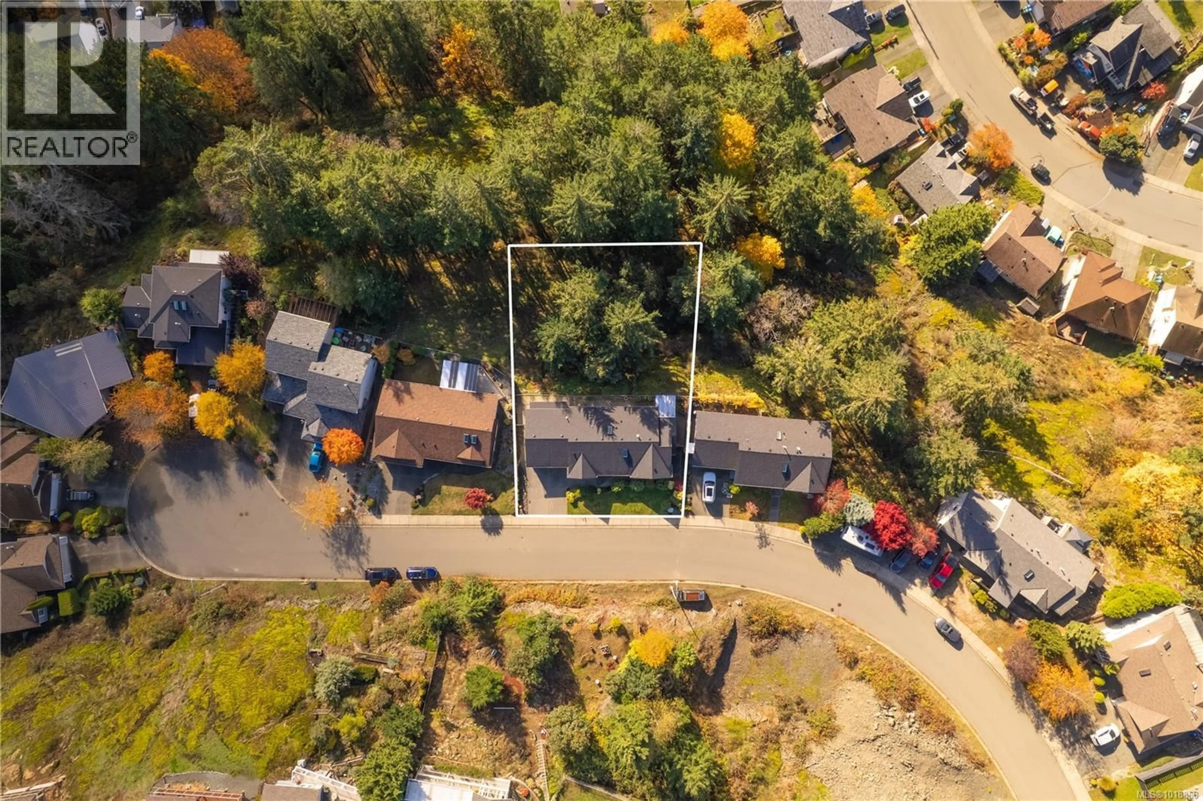 A pic from outside/outdoor area/front of a property/back of a property/a pic from drone, street for 5027 TIFFANY PLACE, Nanaimo British Columbia V9T6N6