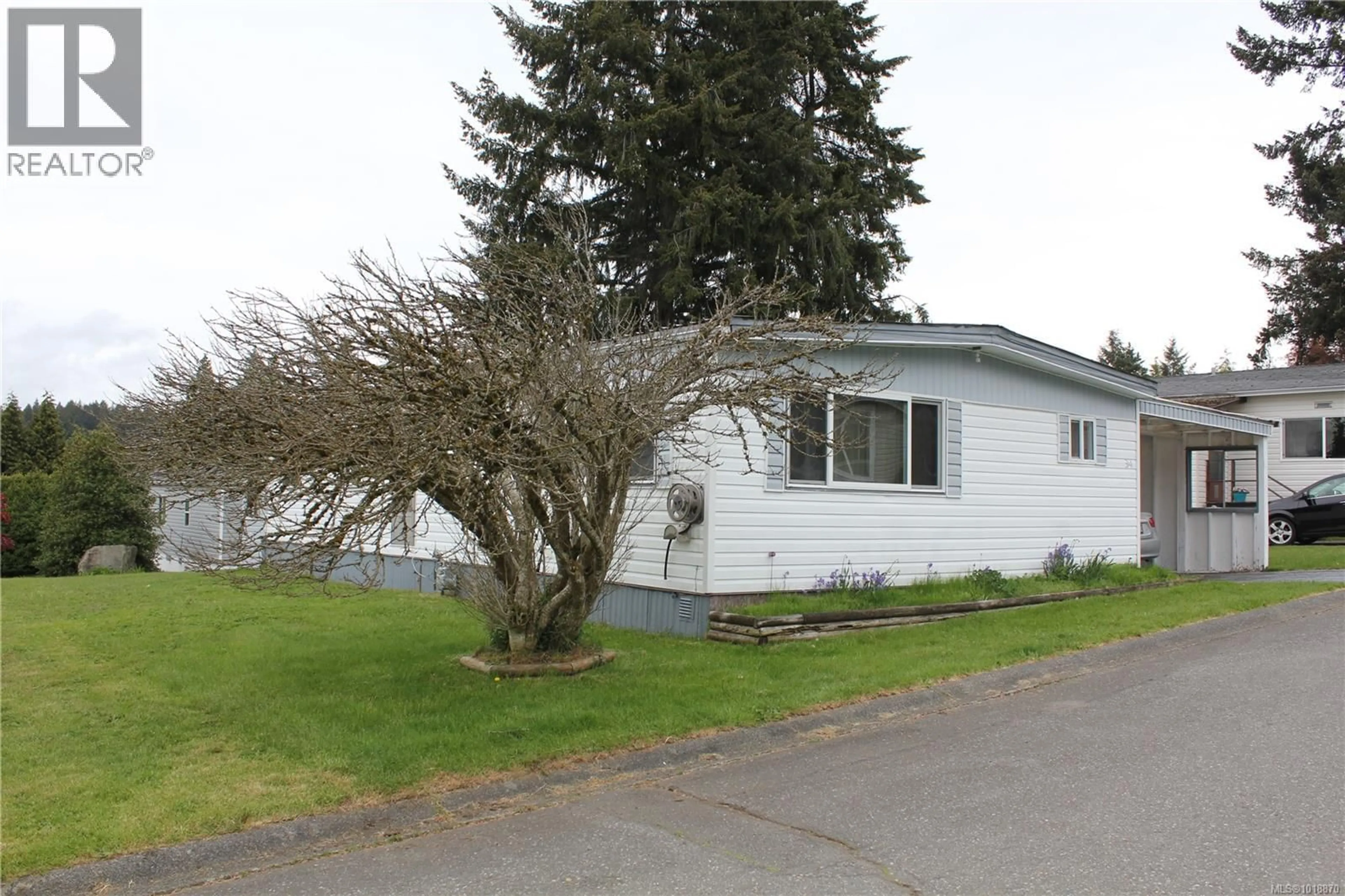 Home with vinyl exterior material, street for 34 - 1160 SHELLBOURNE BOULEVARD, Campbell River British Columbia V9W5G5