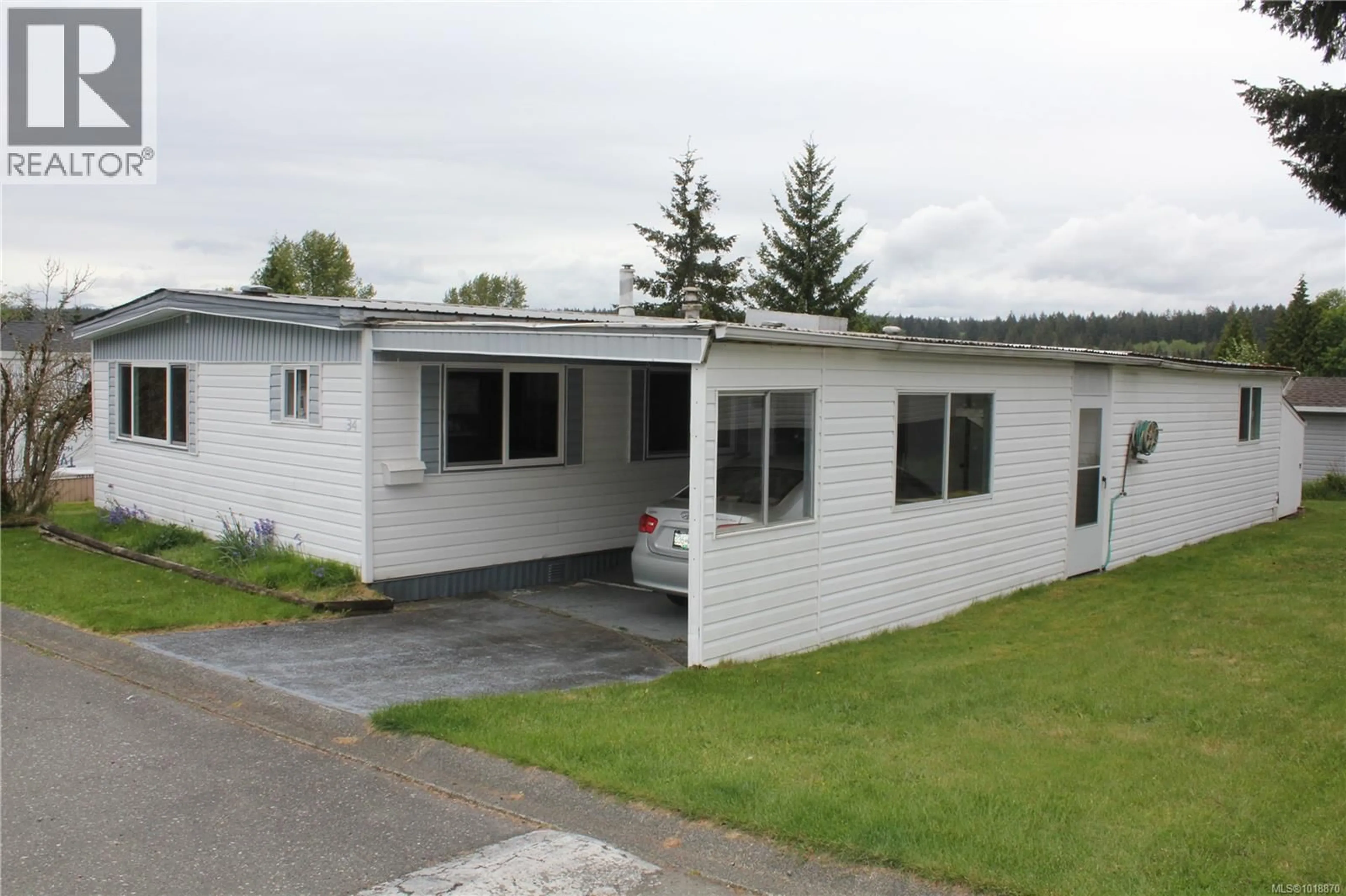 Home with vinyl exterior material, street for 34 - 1160 SHELLBOURNE BOULEVARD, Campbell River British Columbia V9W5G5