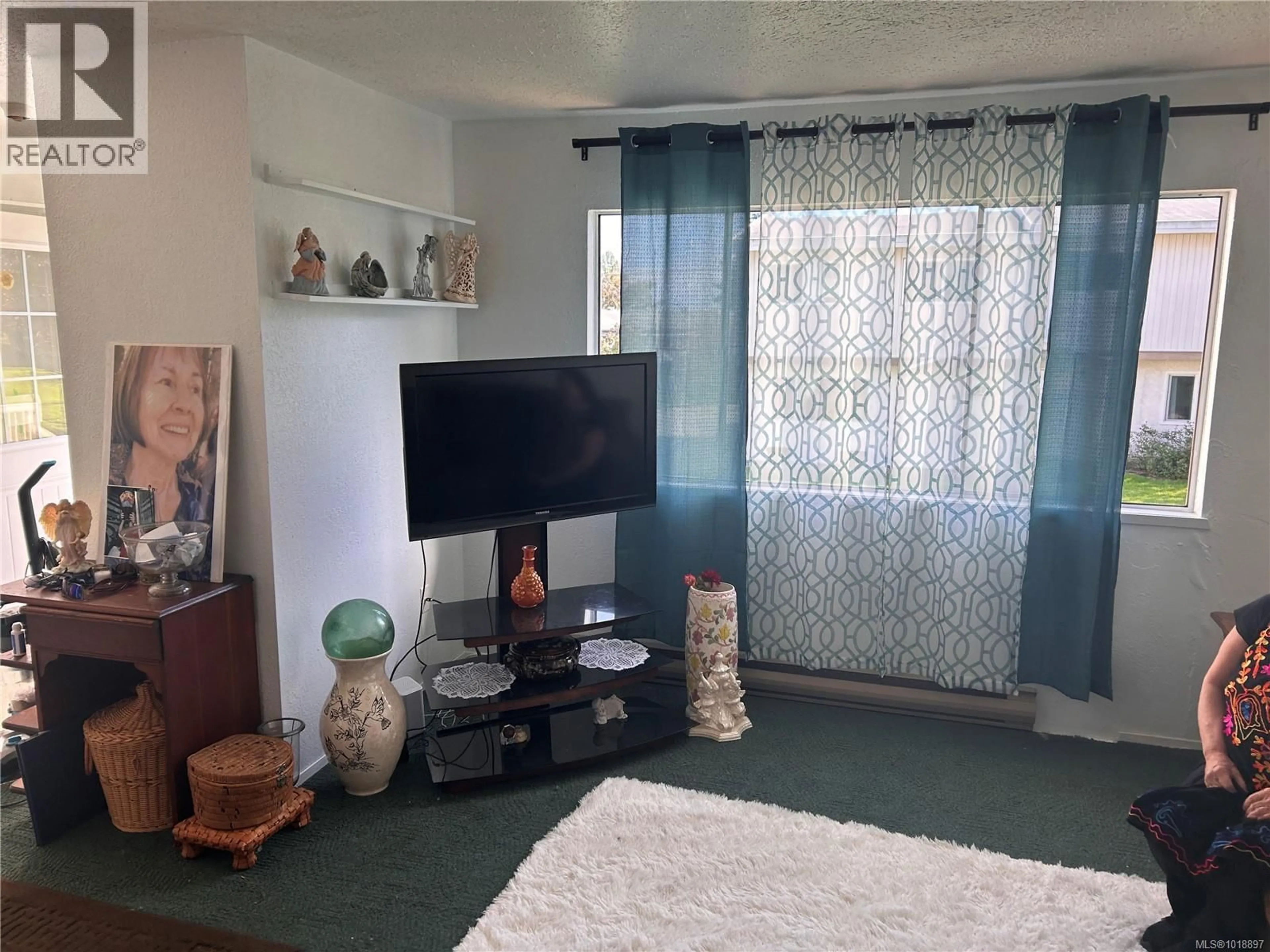 A pic of a room for 21 - 400 ROBRON ROAD, Campbell River British Columbia V9W5N5