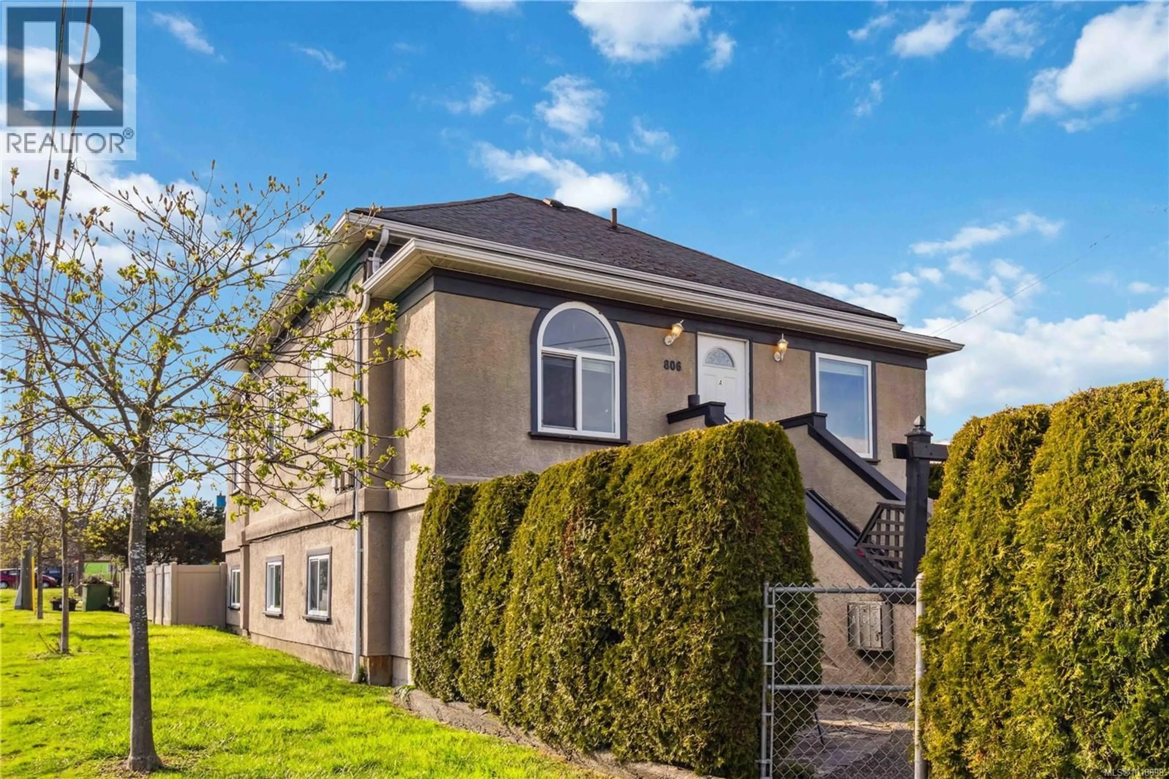 Unknown for 806 OLD ESQUIMALT ROAD, Esquimalt British Columbia V9A4X1