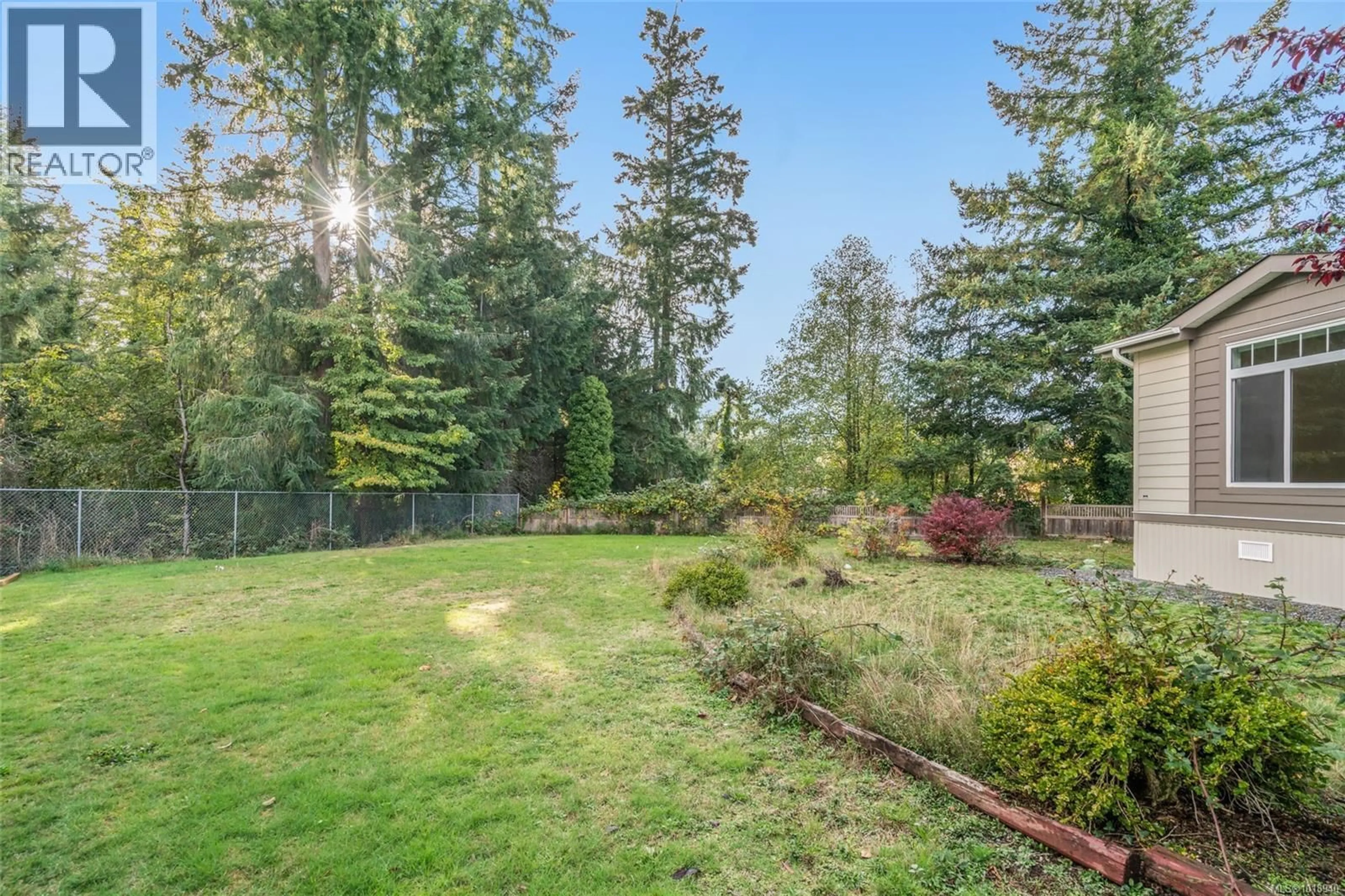 Patio, forest/trees view for 27 - 2301 ARBOT ROAD, Nanaimo British Columbia V9R6S6