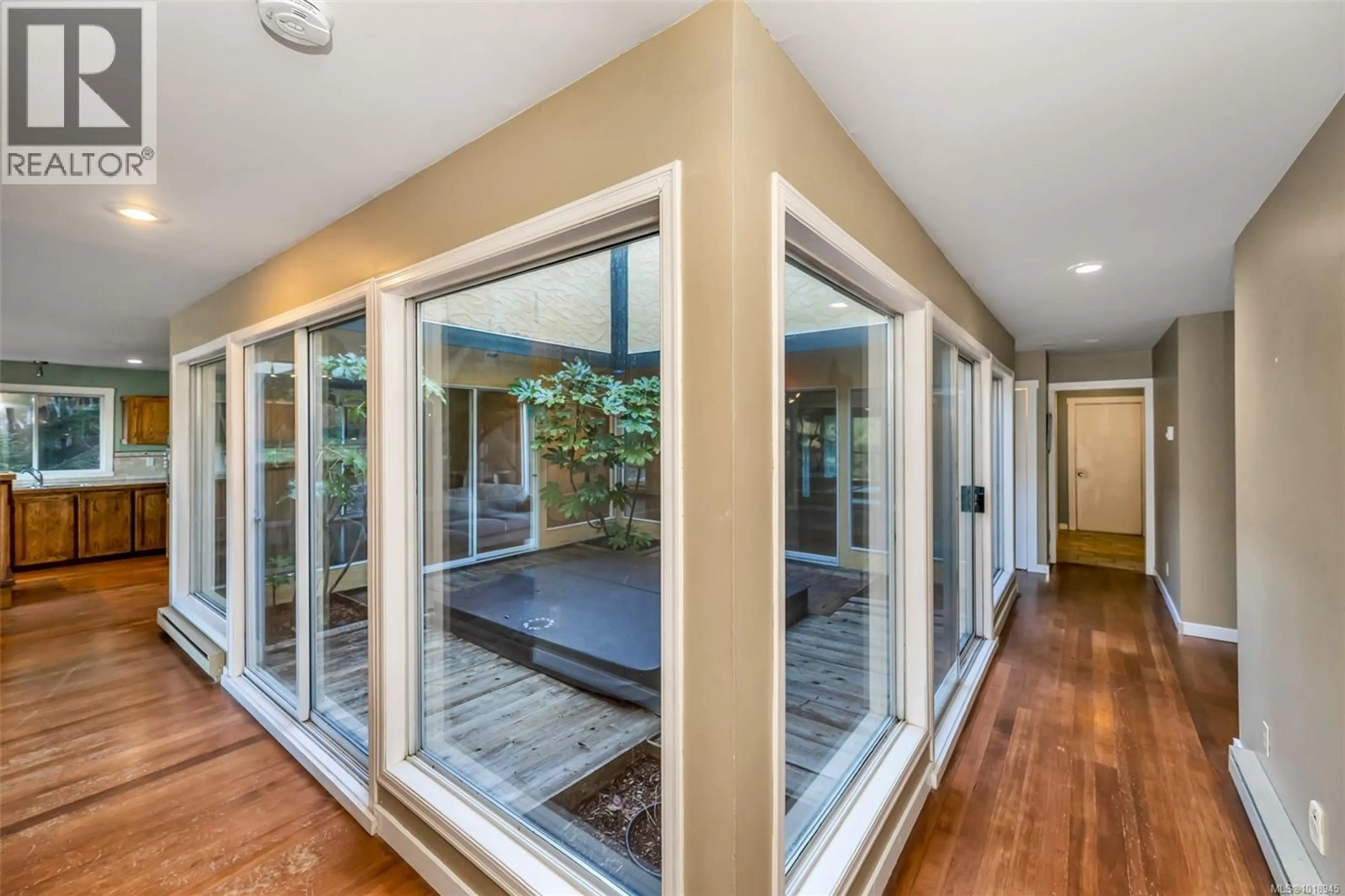 Indoor entryway for 4133 ROCKY MOUNTAIN ROAD, Malahat British Columbia V0R2L0