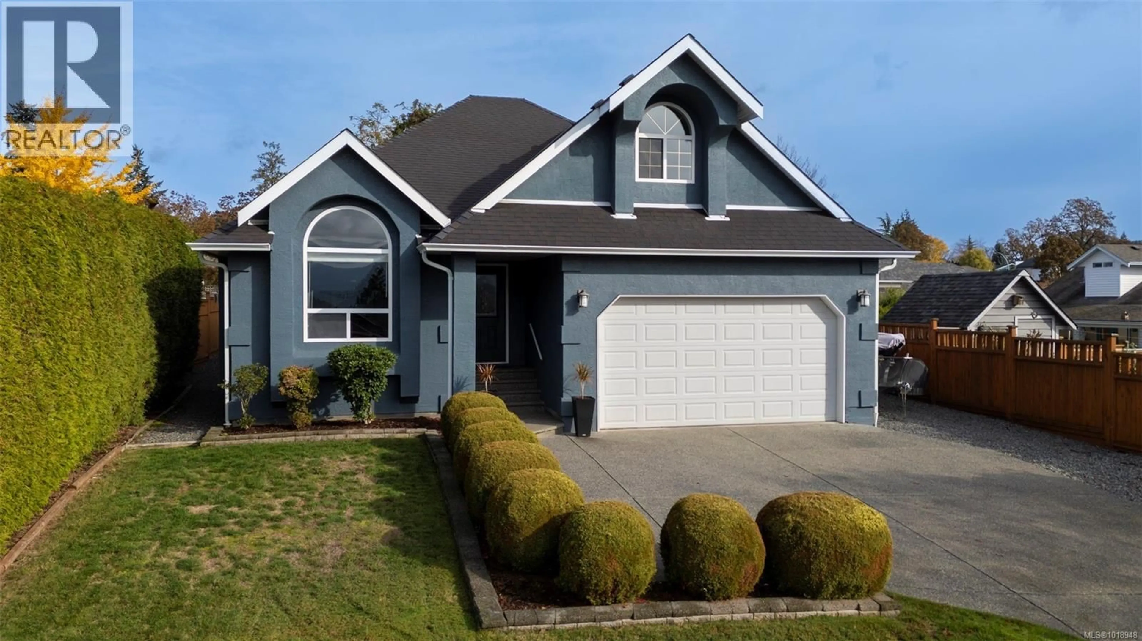 Home with vinyl exterior material, street for 2535 LARKSPUR DRIVE, Duncan British Columbia V9L5G7